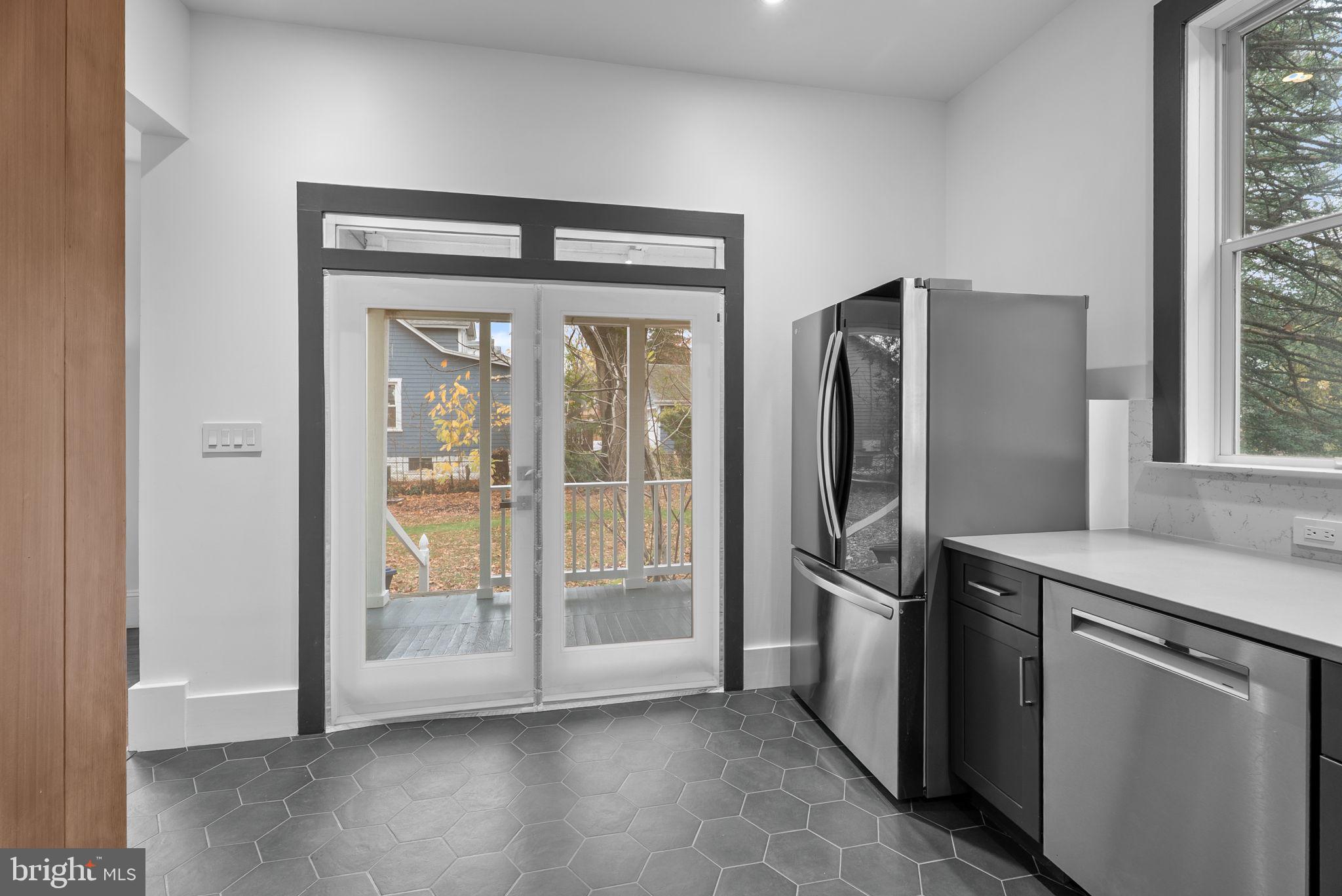 MOUNT RAINIER - Residential Lease