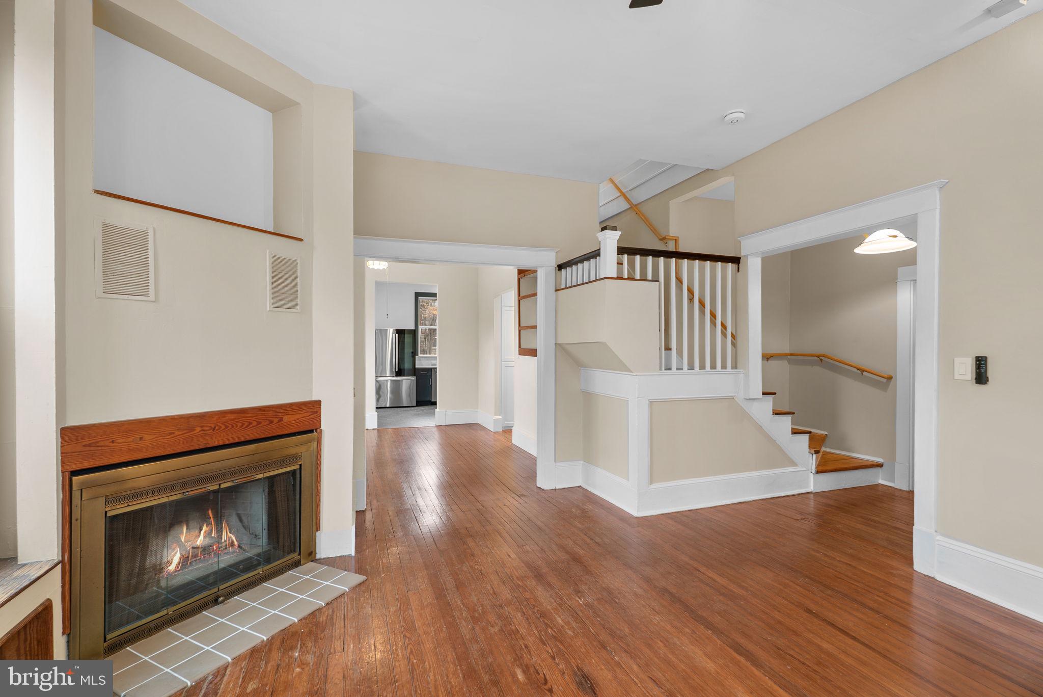 MOUNT RAINIER - Residential Lease