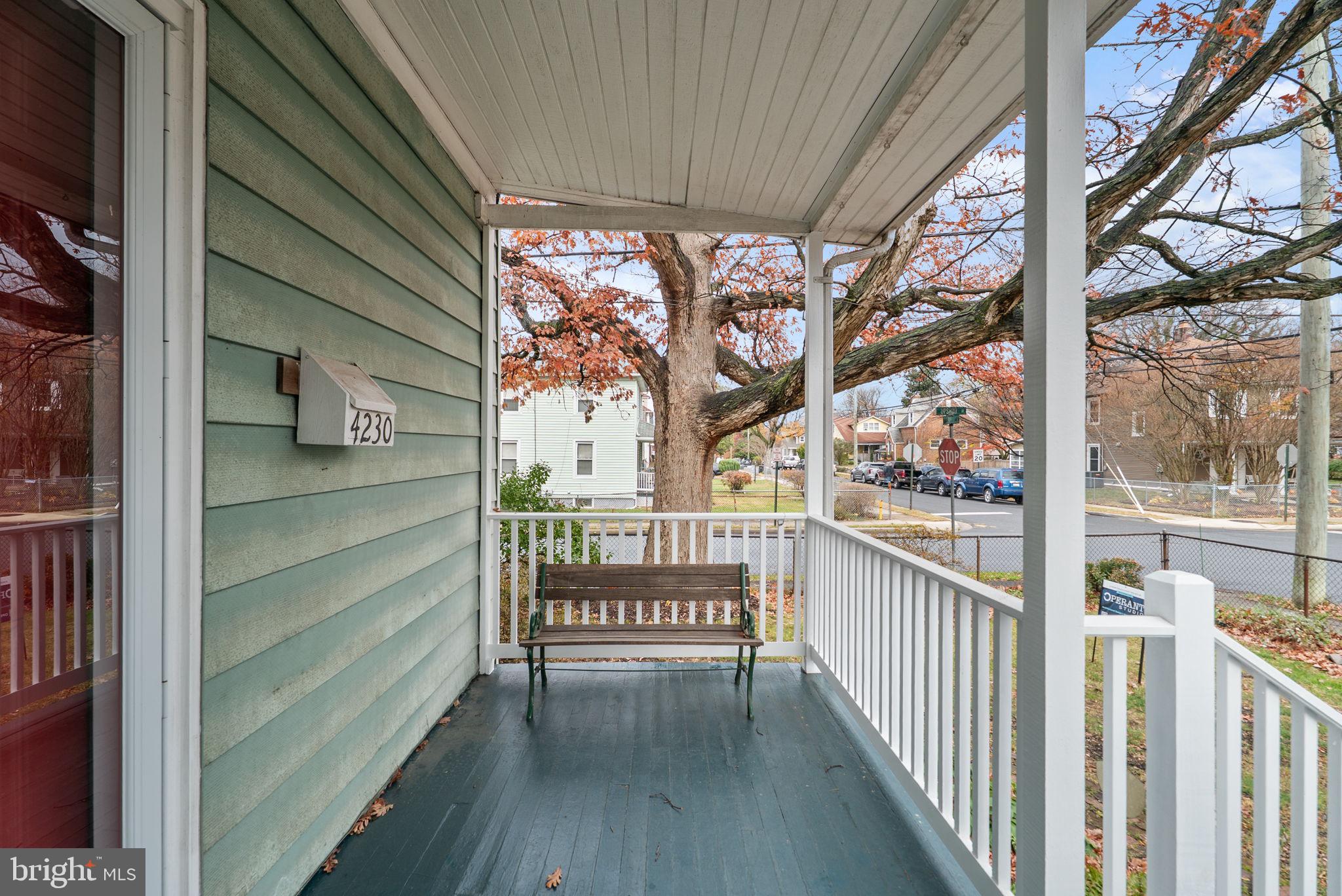 MOUNT RAINIER - Residential Lease