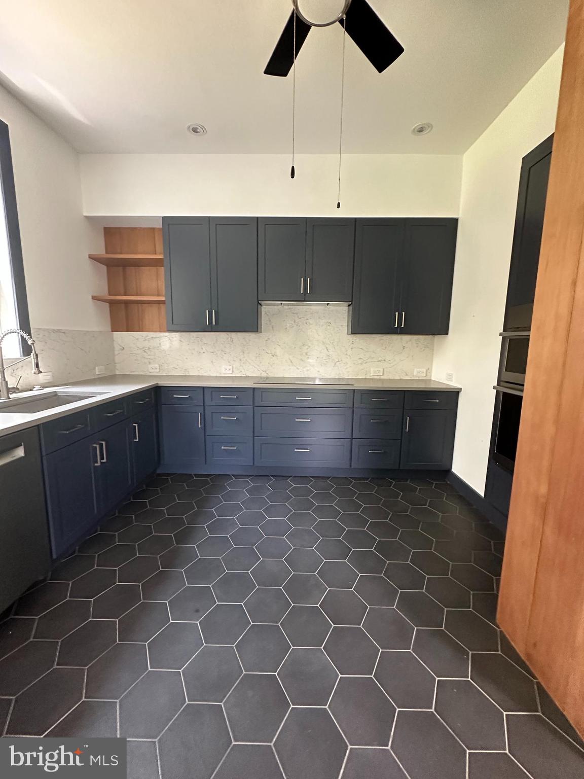 MOUNT RAINIER - Residential Lease