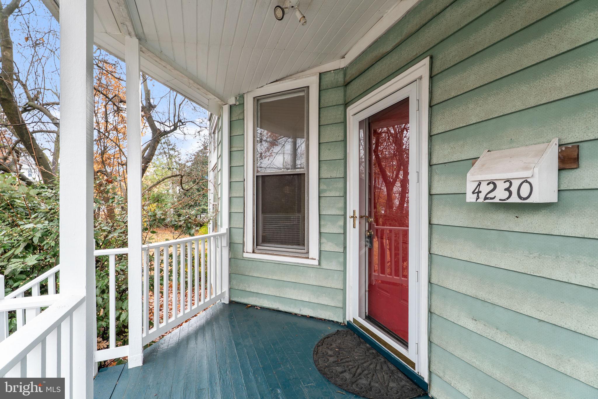 MOUNT RAINIER - Residential Lease