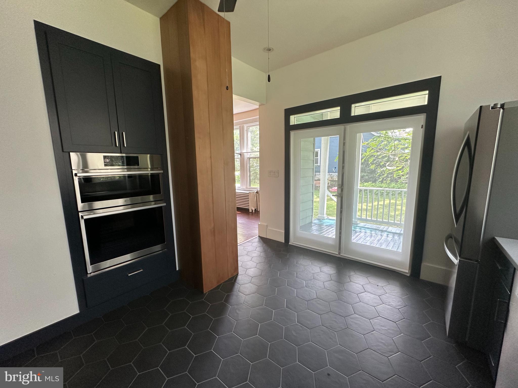 MOUNT RAINIER - Residential Lease