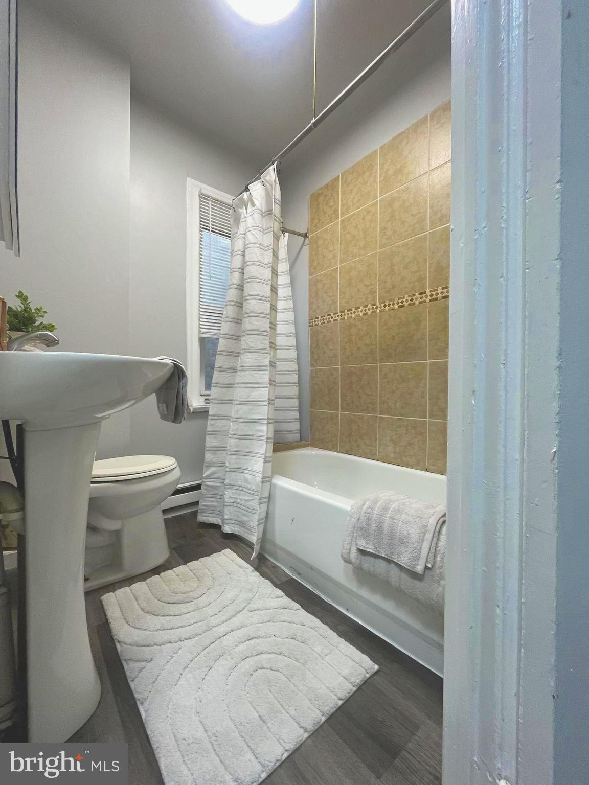 PORT RICHMOND - Residential