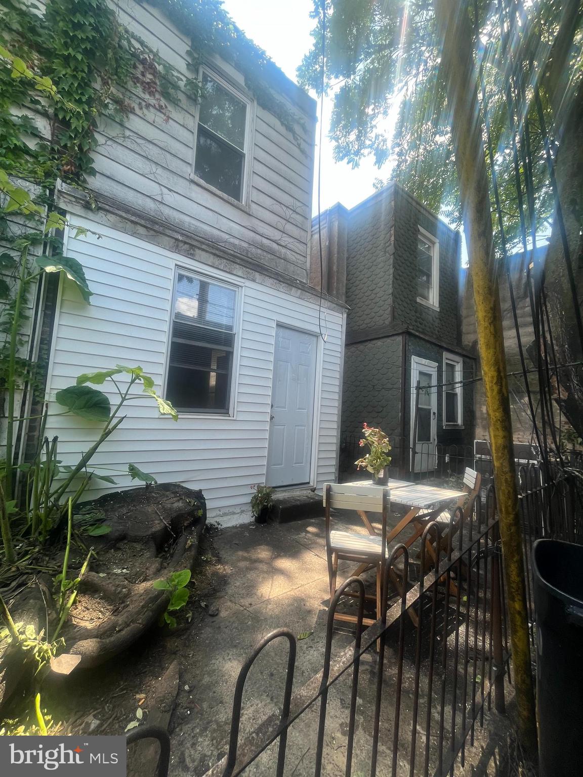 PORT RICHMOND - Residential