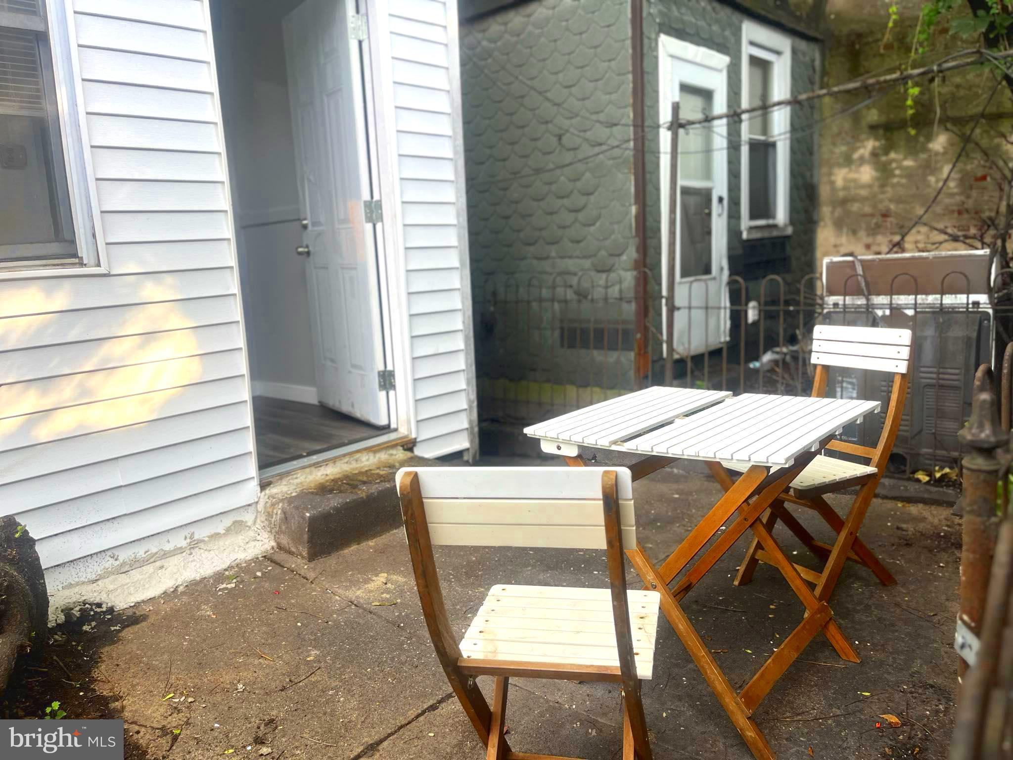 PORT RICHMOND - Residential