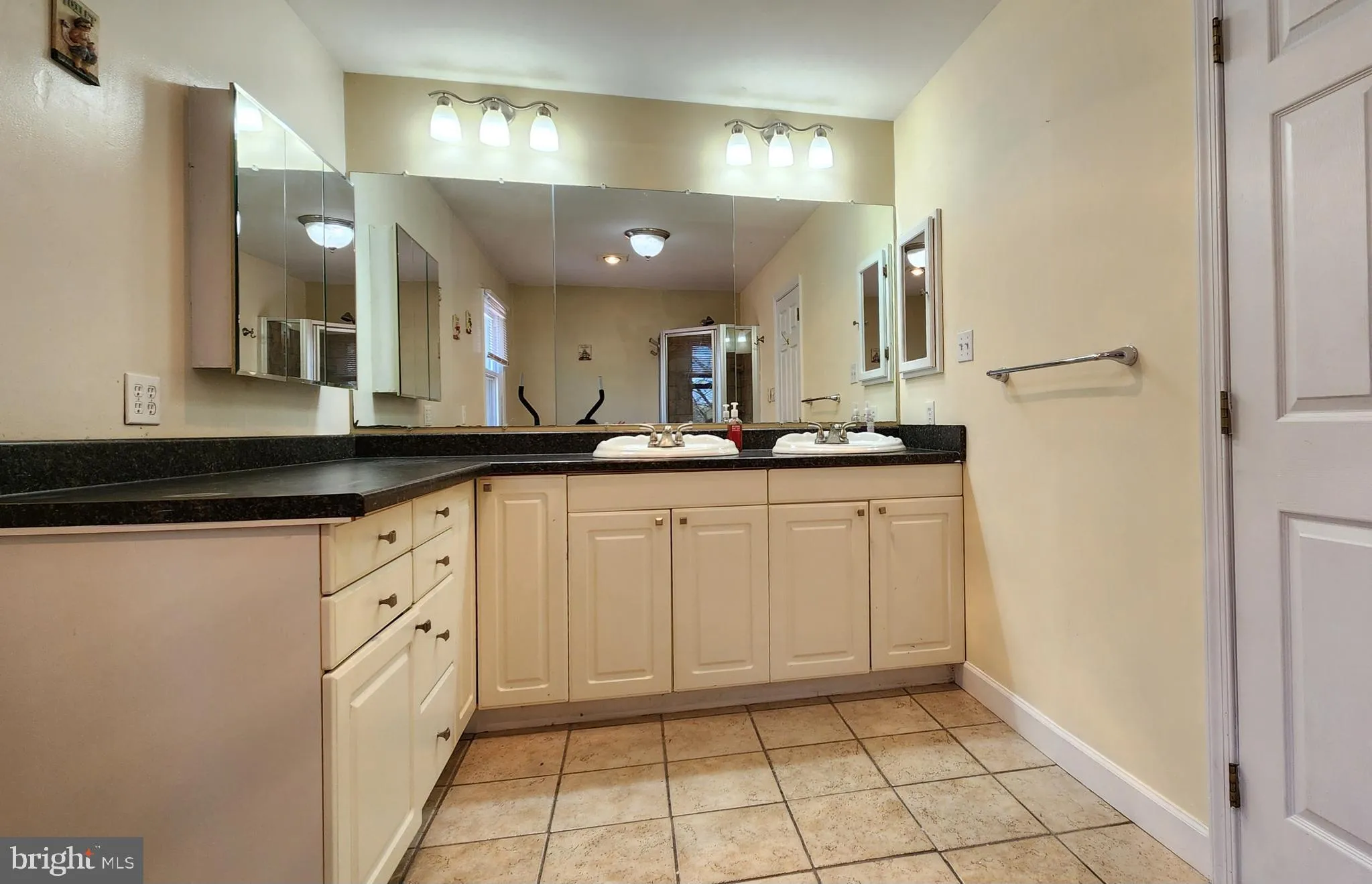 Newark, Delaware 19702, United States, 4 Bedrooms Bedrooms, ,3 BathroomsBathrooms,Residential,Coming Soon,97749