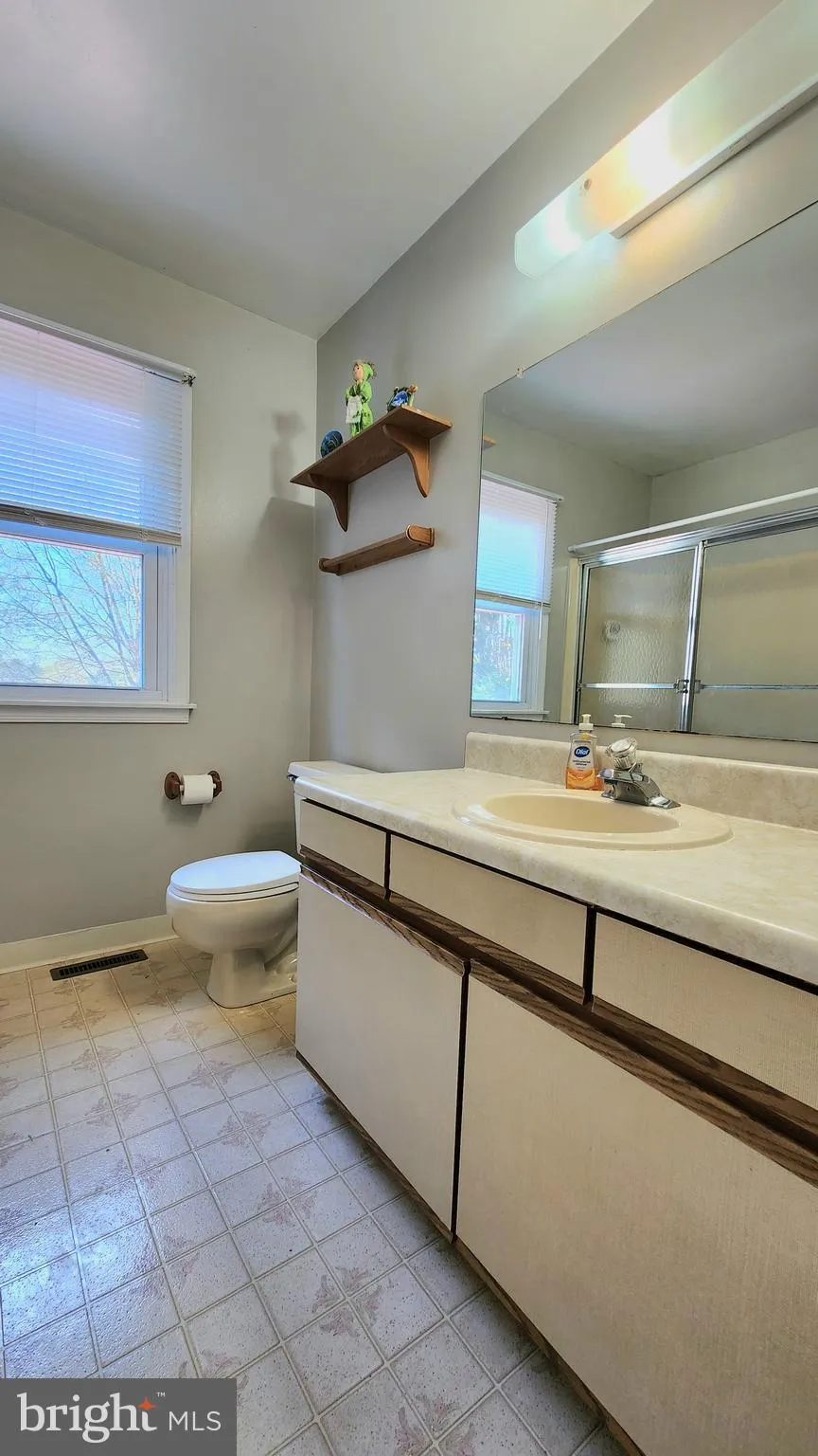 Newark, Delaware 19702, United States, 4 Bedrooms Bedrooms, ,3 BathroomsBathrooms,Residential,Coming Soon,97749