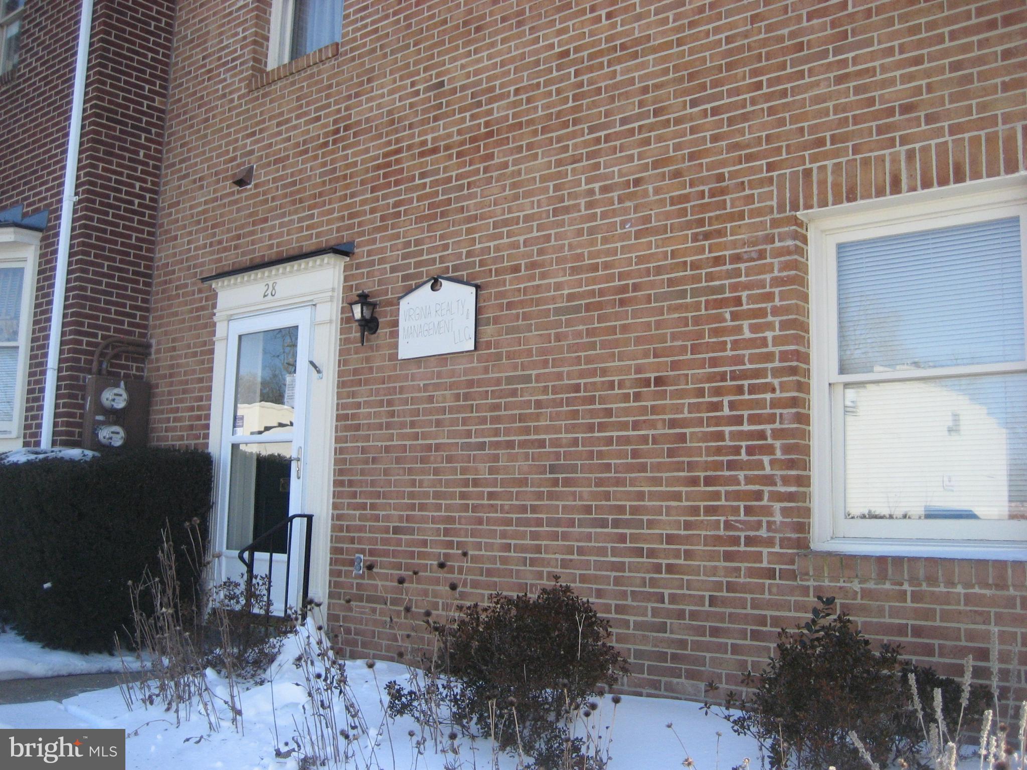 28 JOHN MARSHALL STREET 28A 10