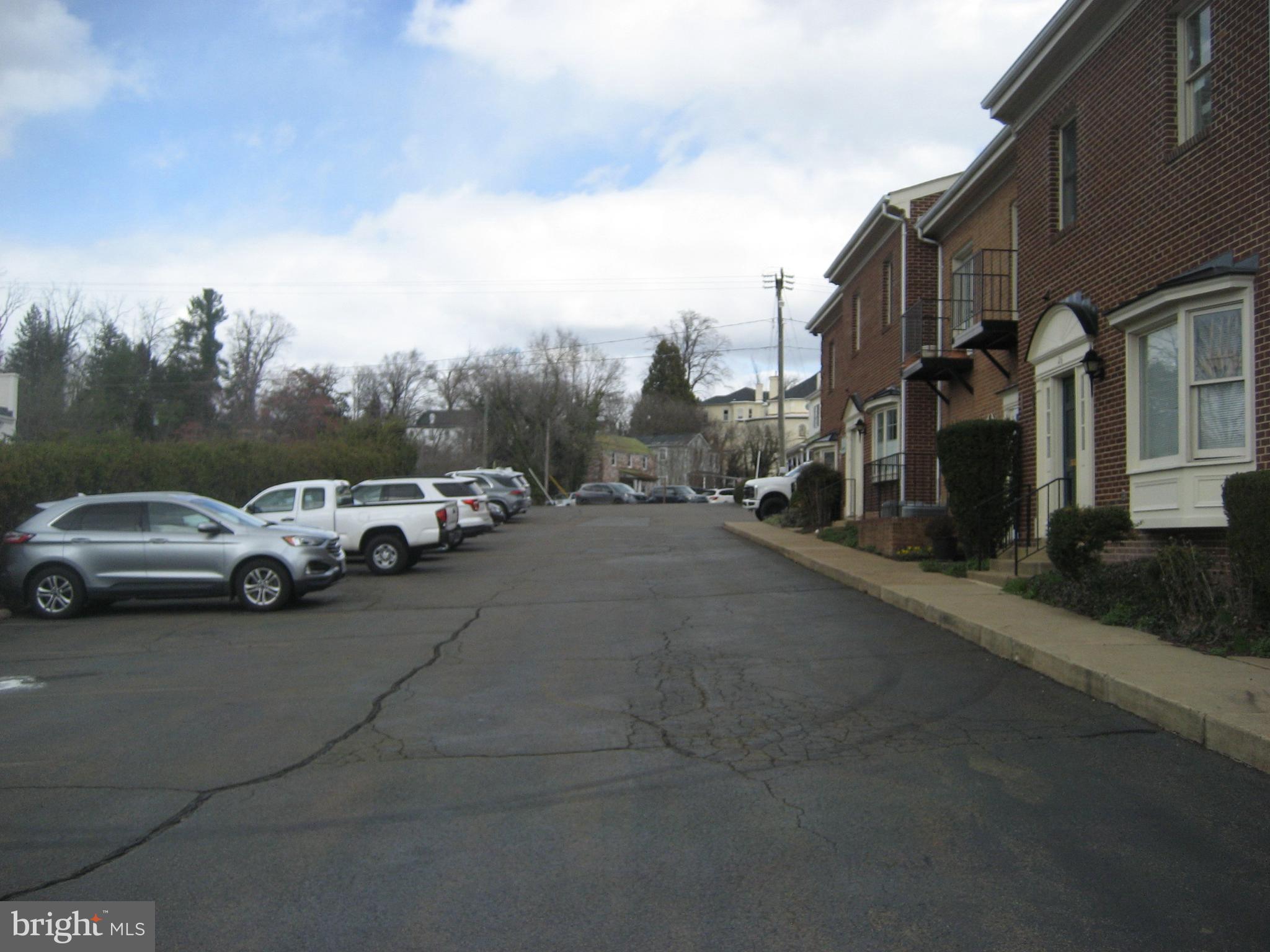 WATERLOO COURT - Commercial Sale