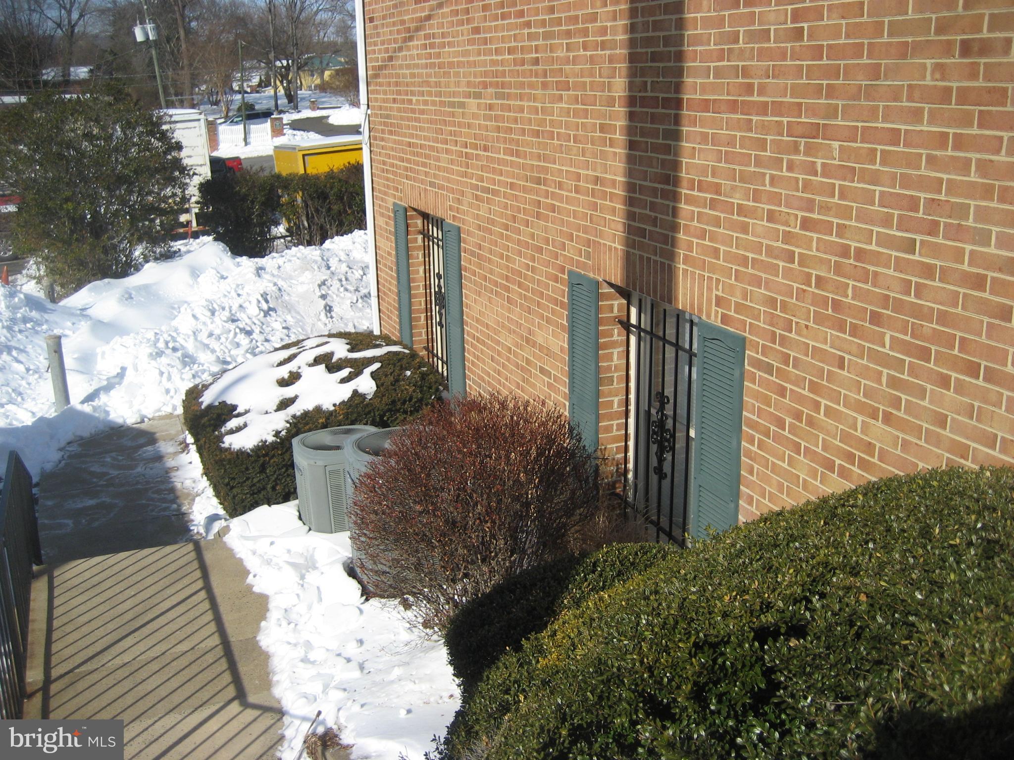 WATERLOO COURT - Commercial Sale