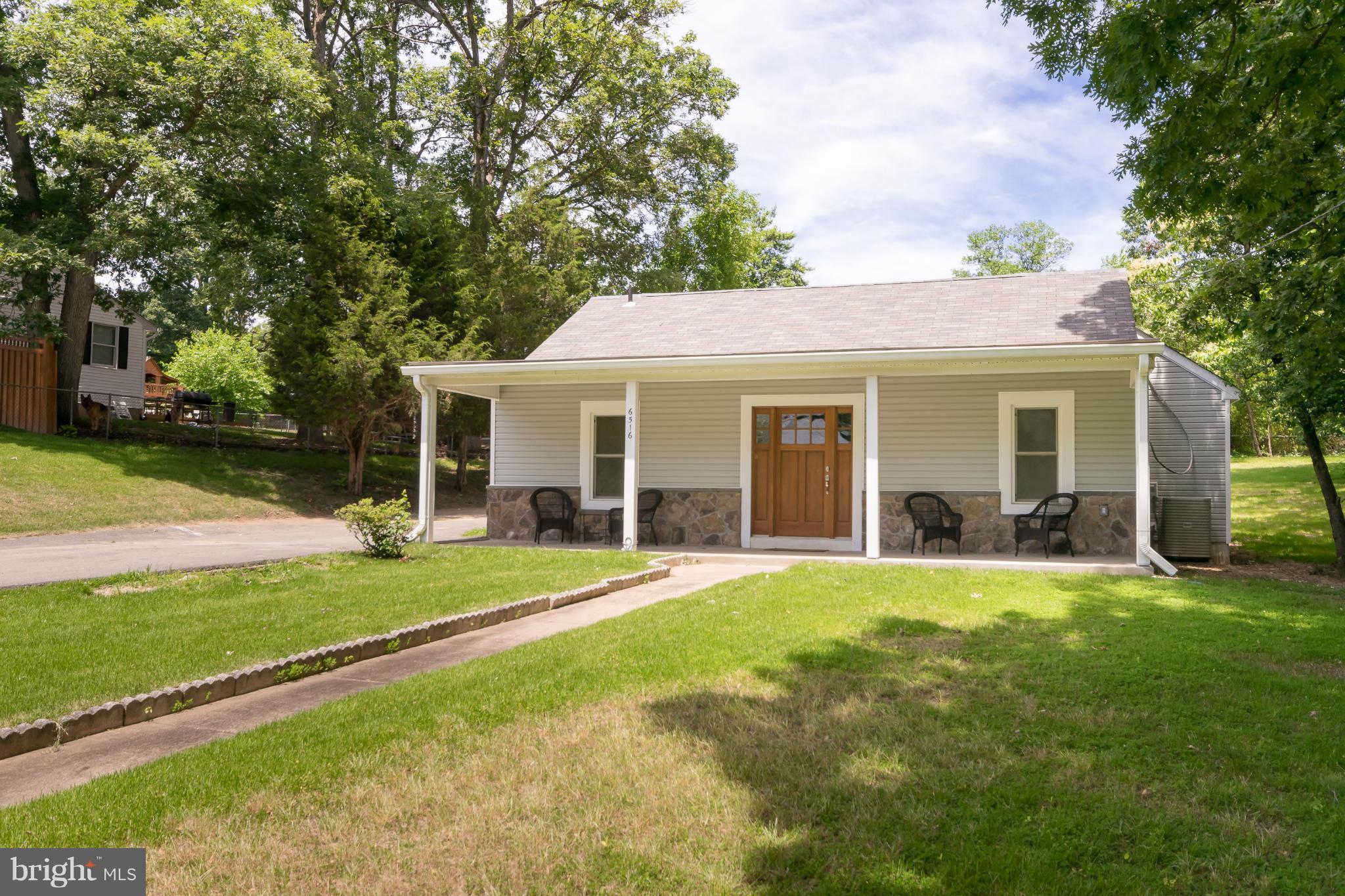 WINDSOR ESTATES - Residential