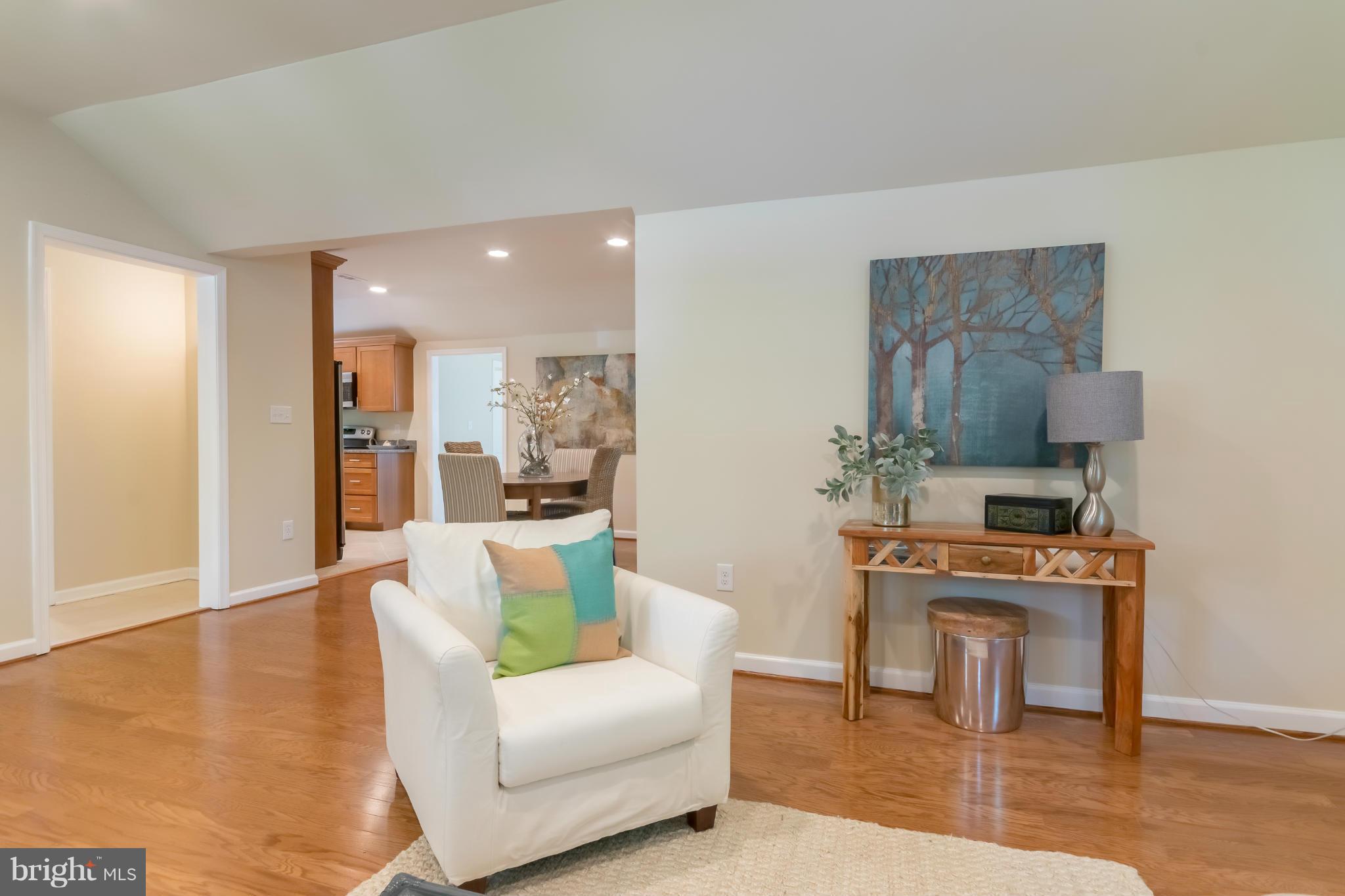 WINDSOR ESTATES - Residential