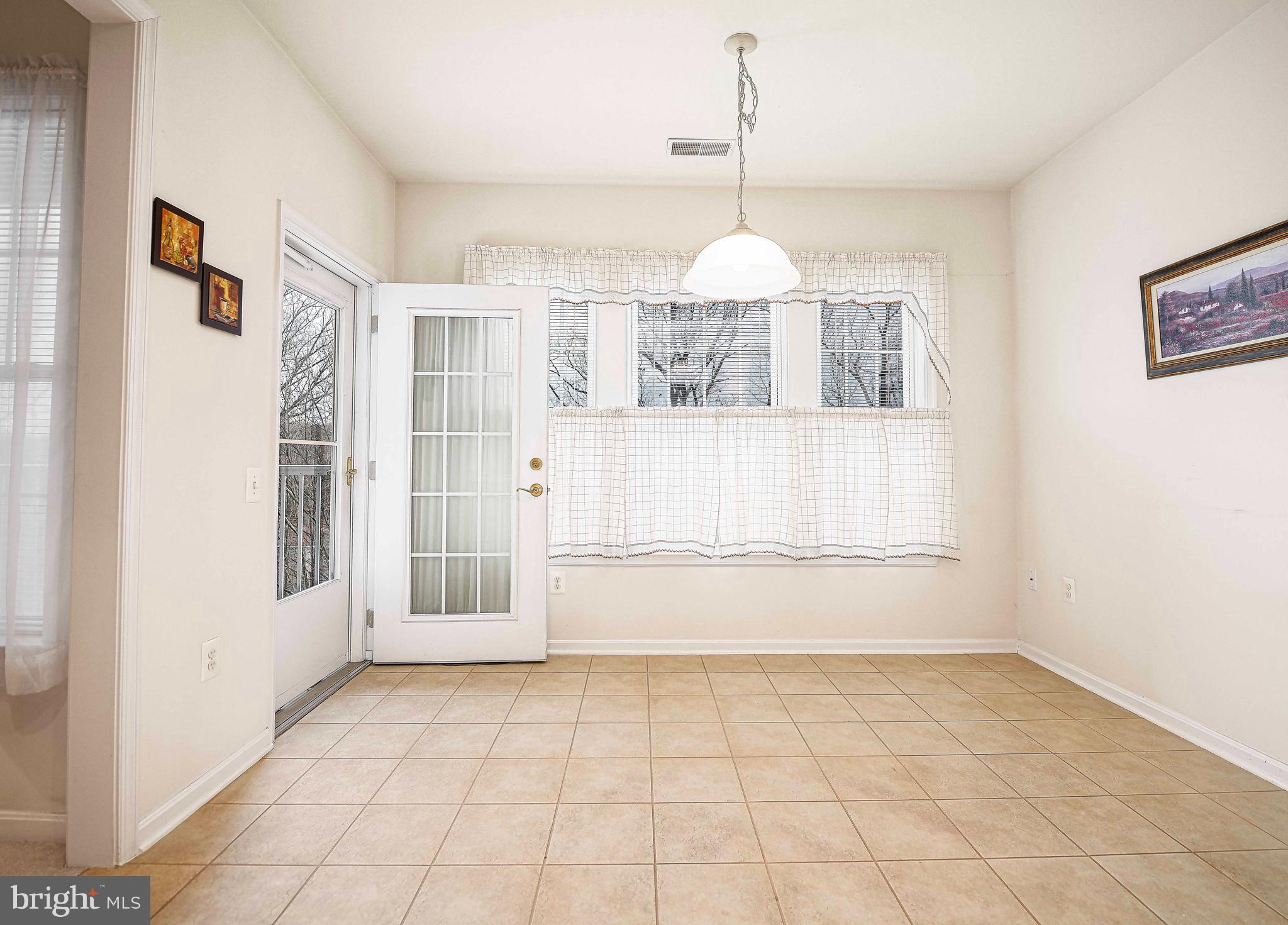 FOREST VIEW - Residential