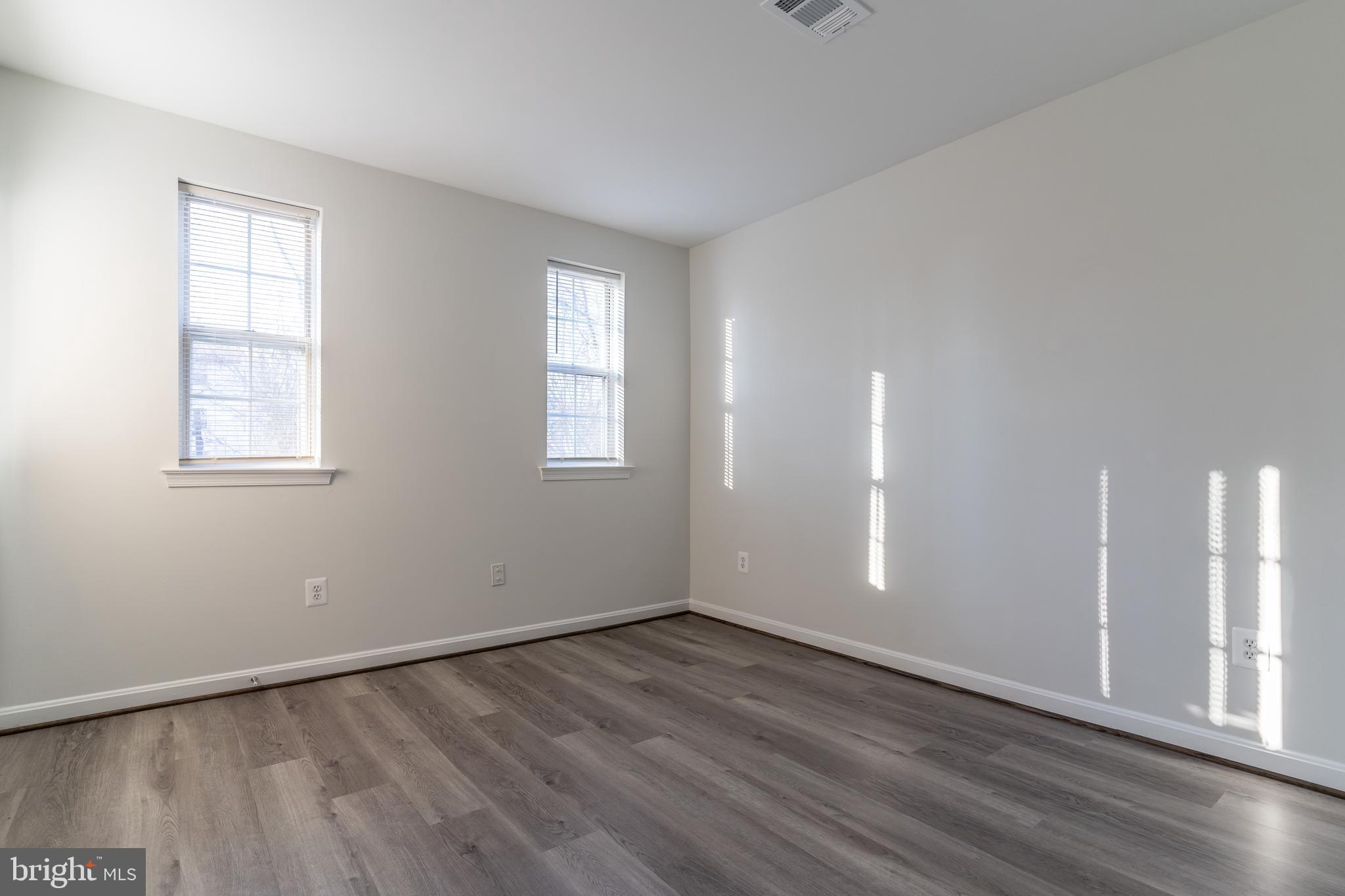 MADISON RIDGE - Residential