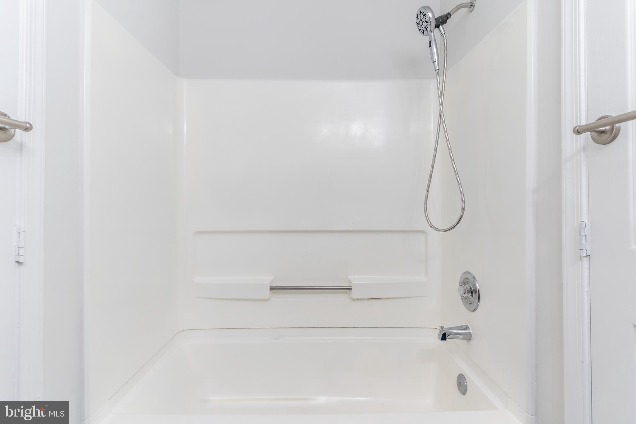 MADISON RIDGE - Residential