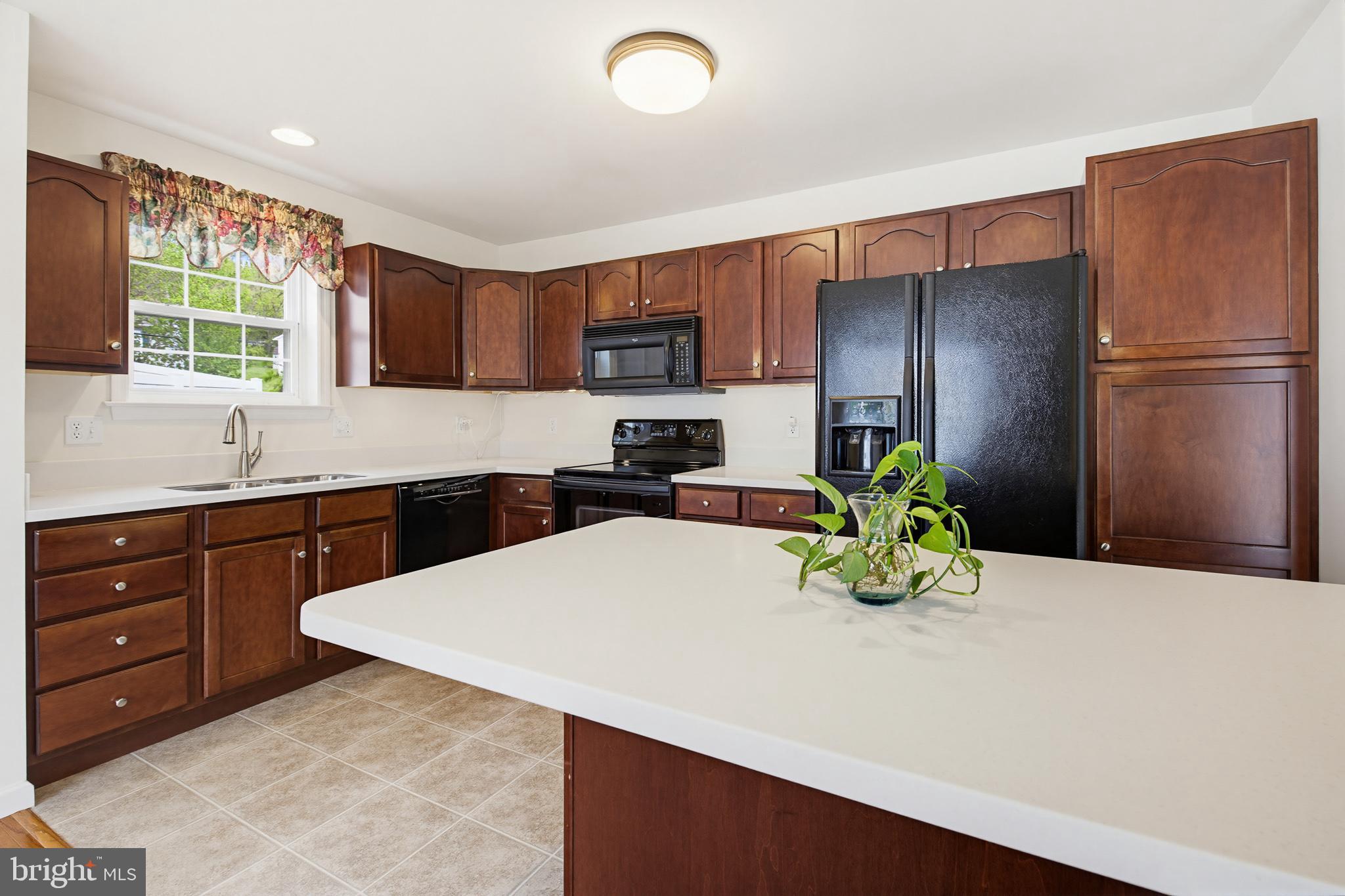 BONVIEW ESTATES - Residential