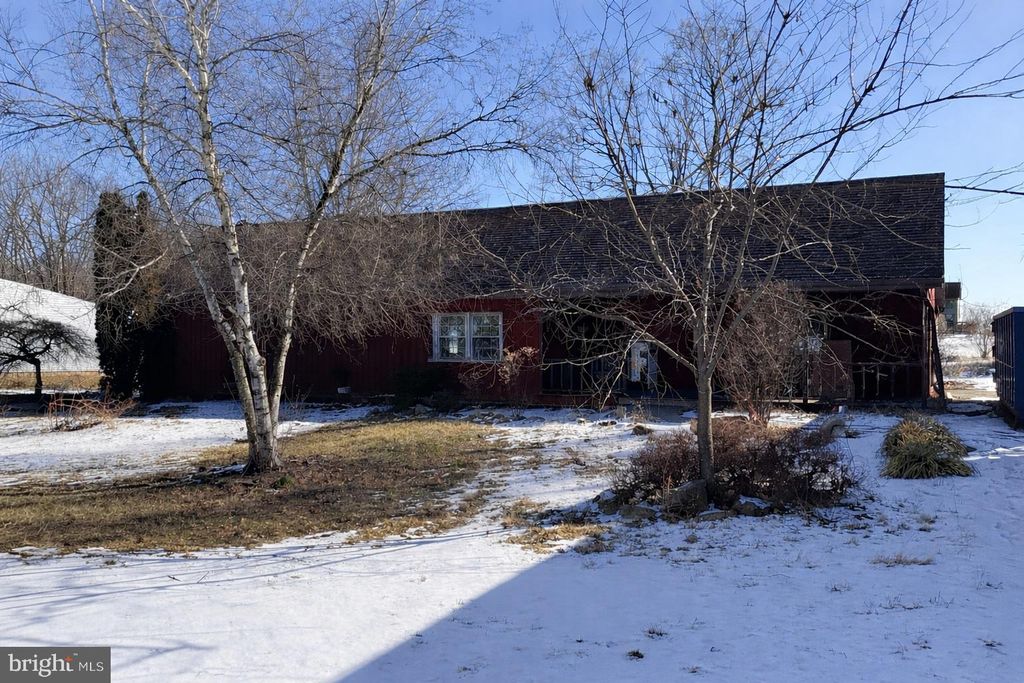 Photo of 970 Whisler Road, ETTERS, PA 17319 (MLS # PAYK2096590)