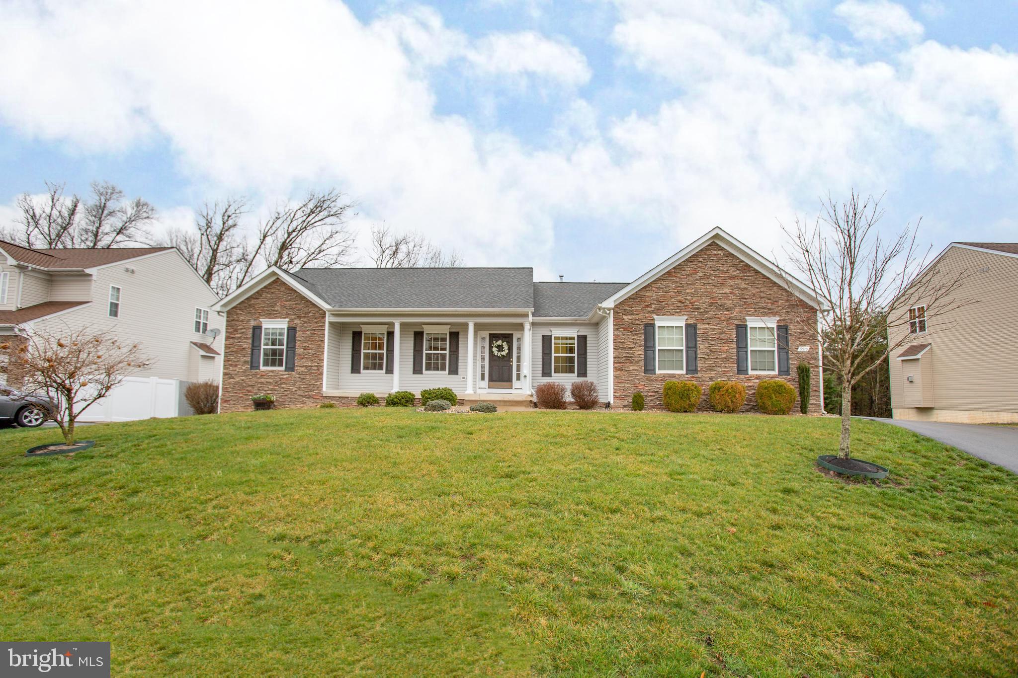 EVERETTE ESTATES - Residential