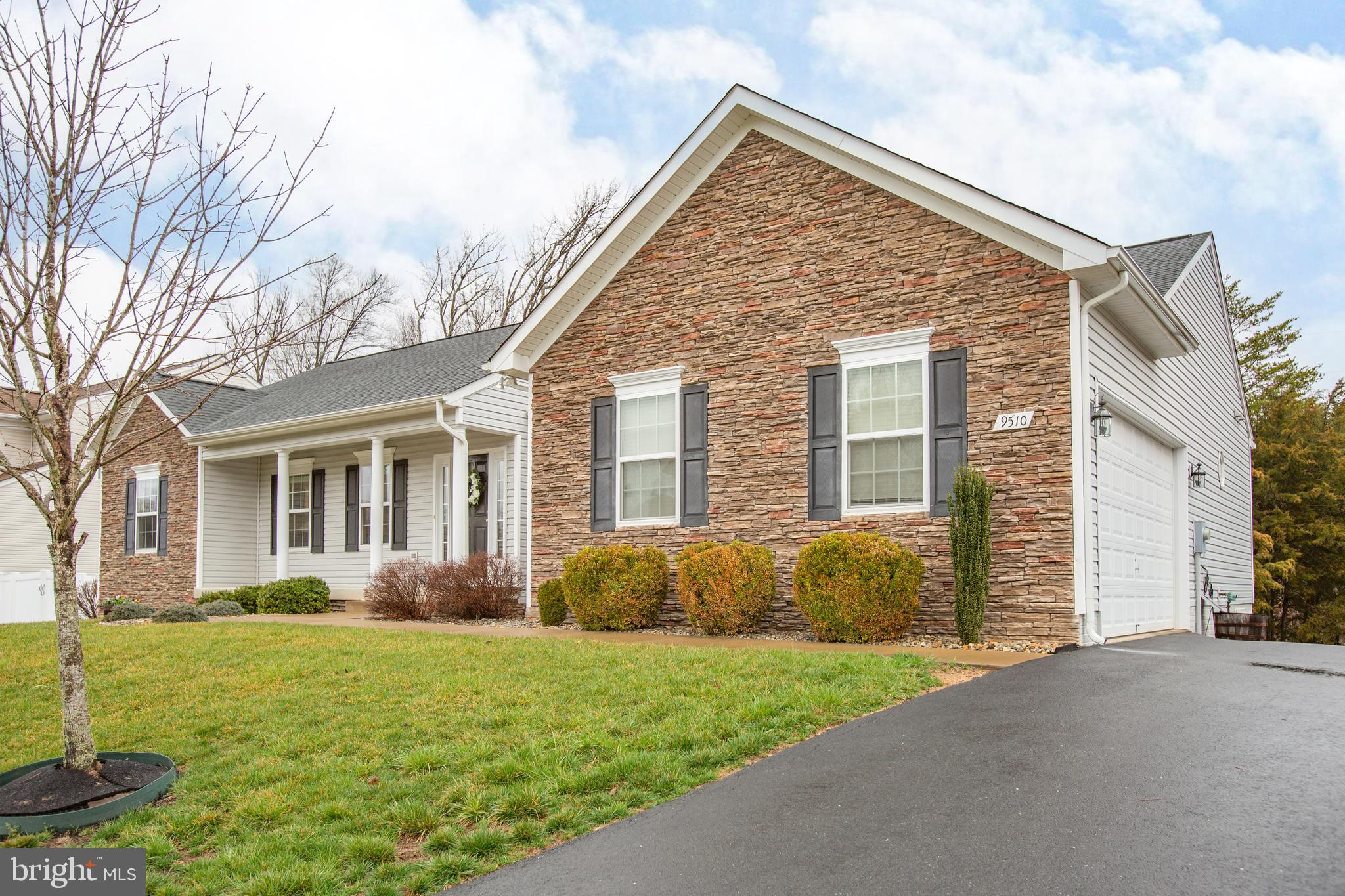 EVERETTE ESTATES - Residential