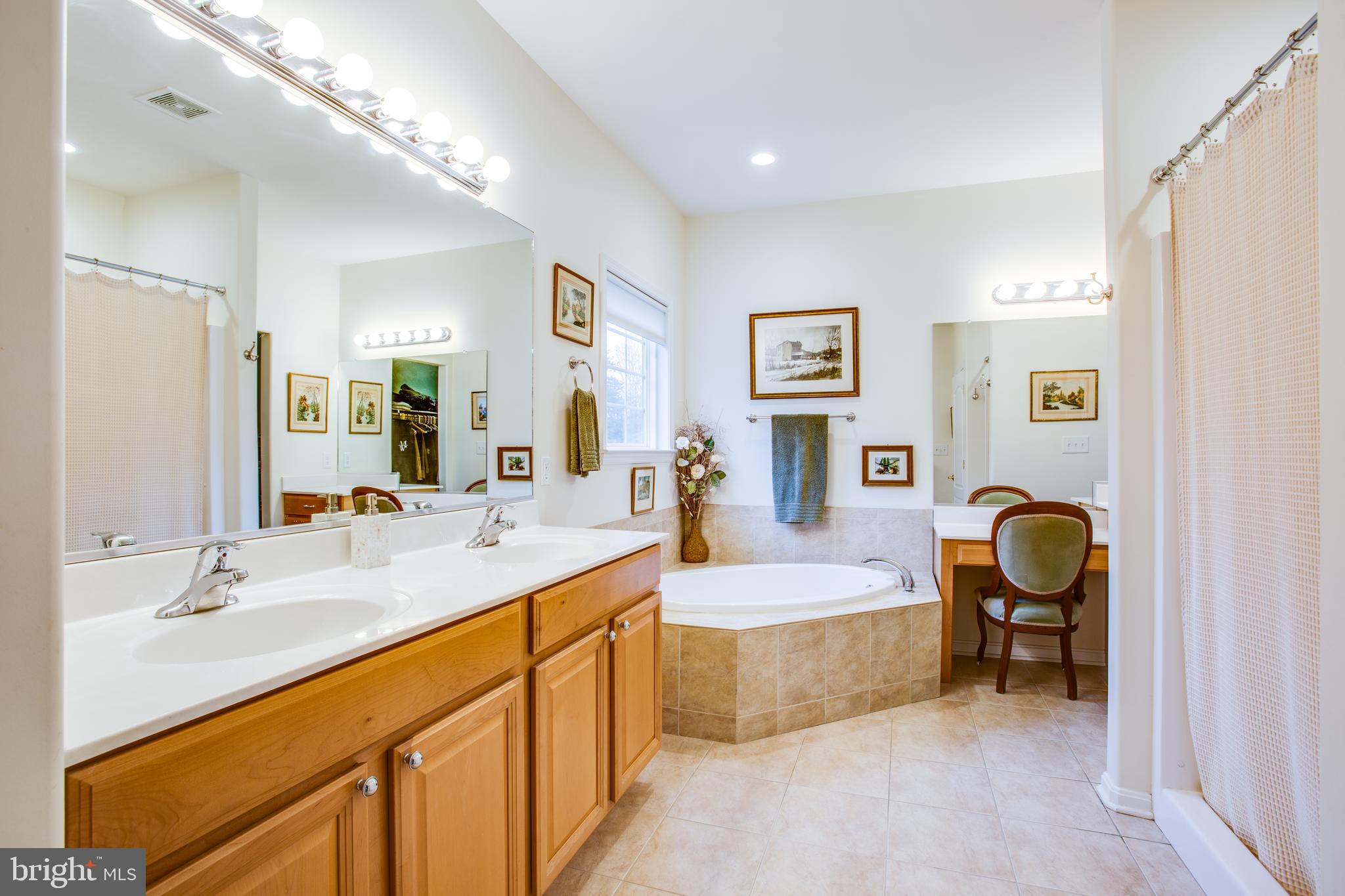 EVERETTE ESTATES - Residential