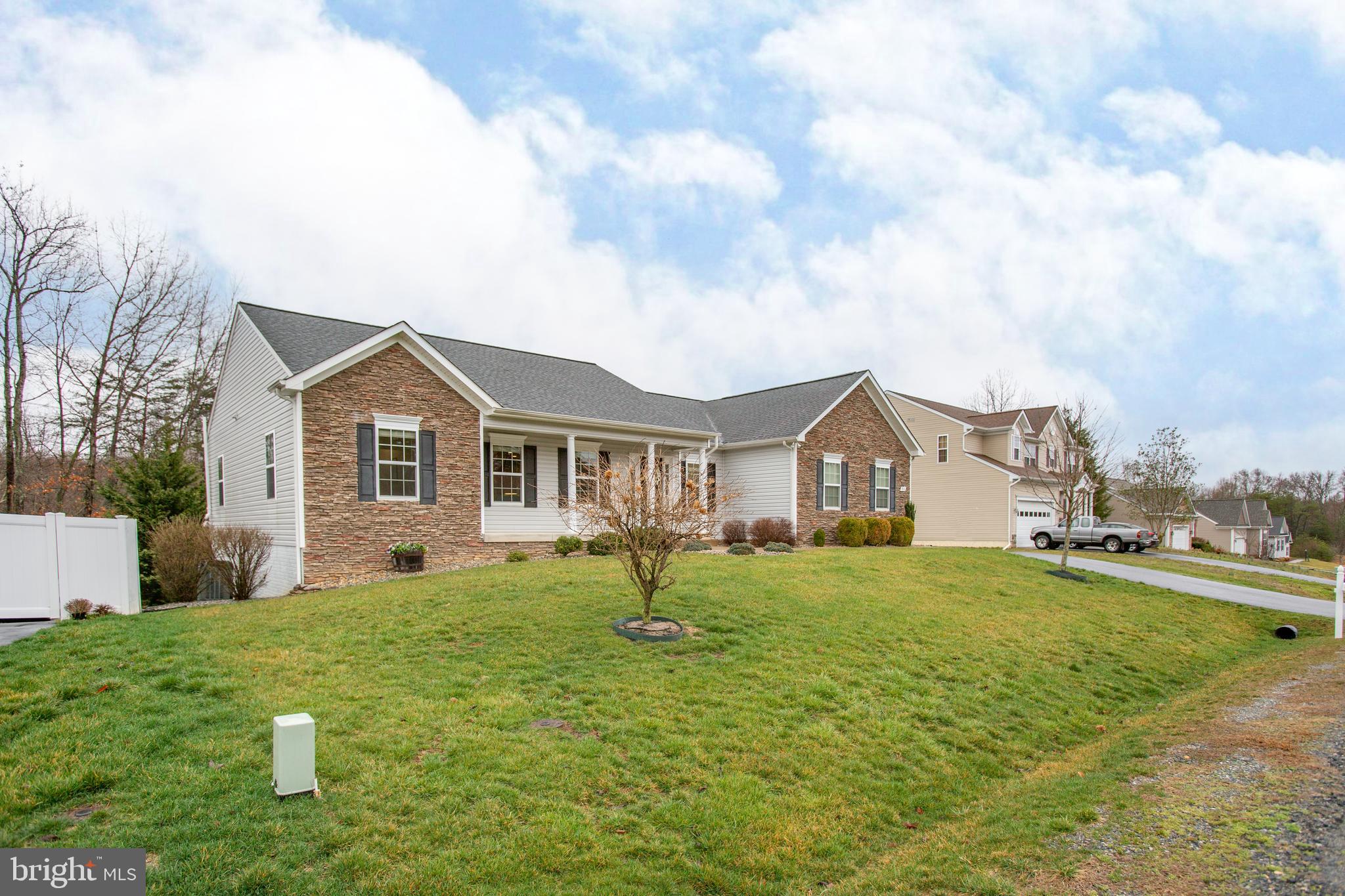 EVERETTE ESTATES - Residential