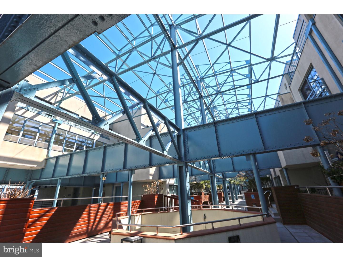PENN'S LANDING - Residential