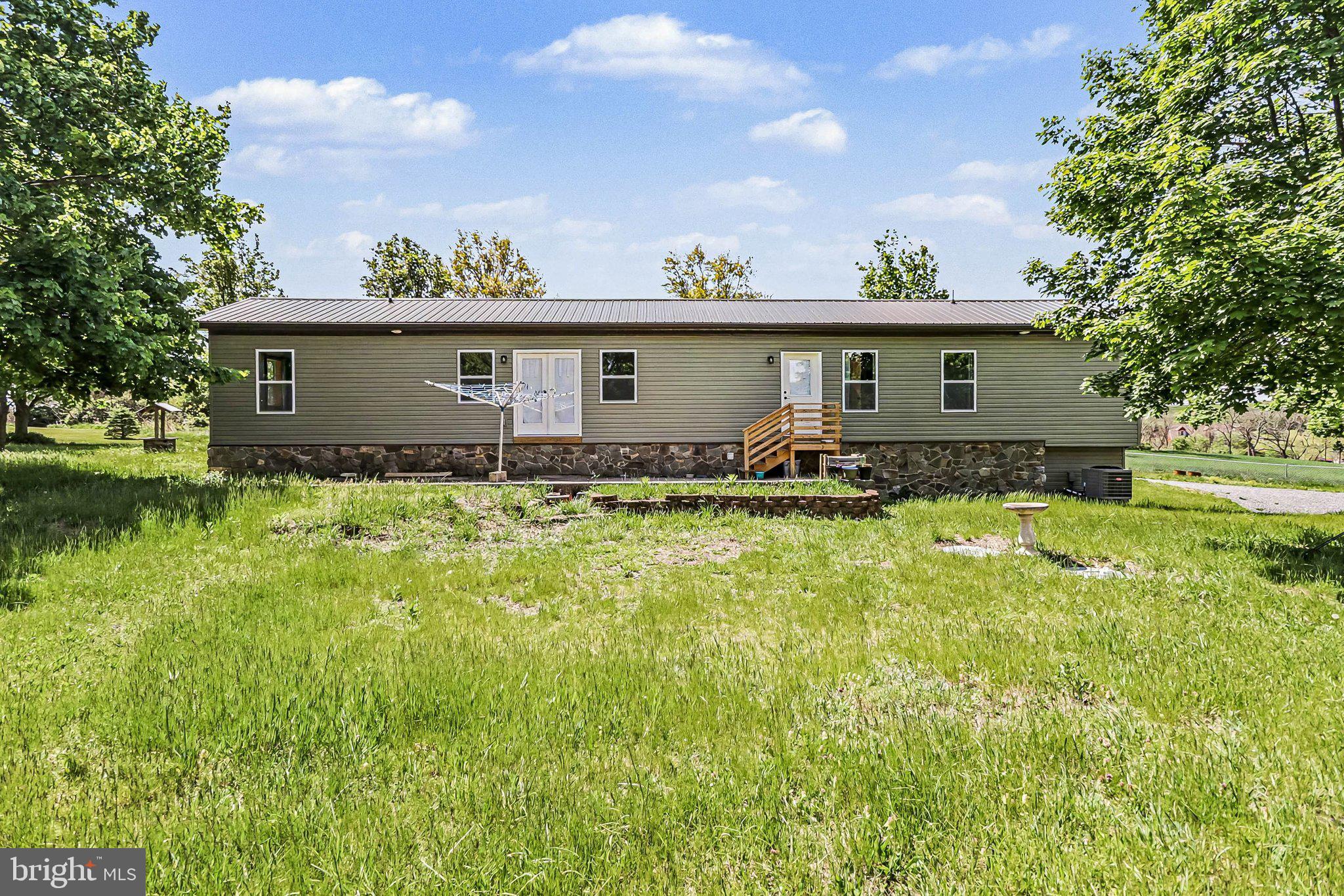 NEWVILLE - Residential