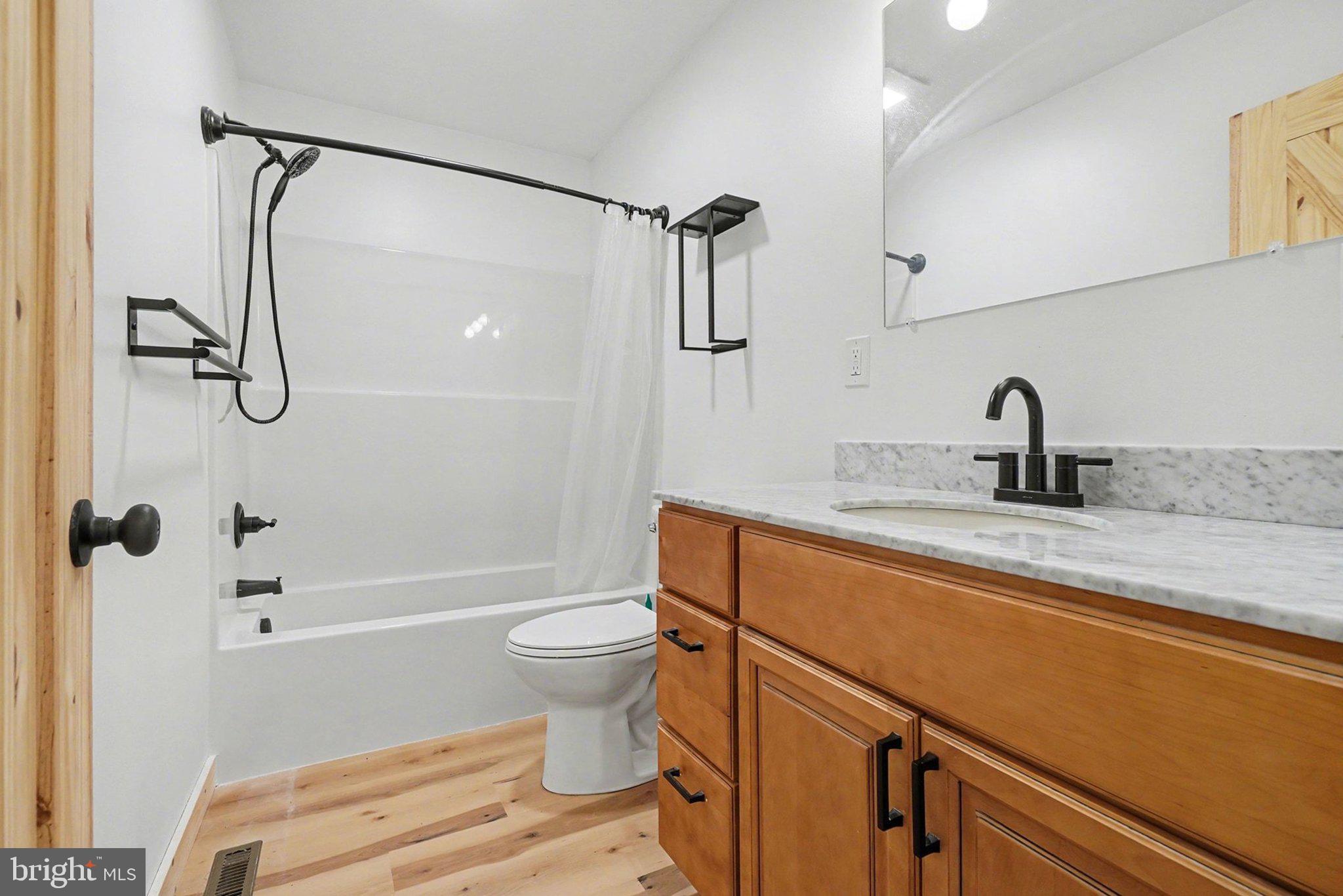 NEWVILLE - Residential