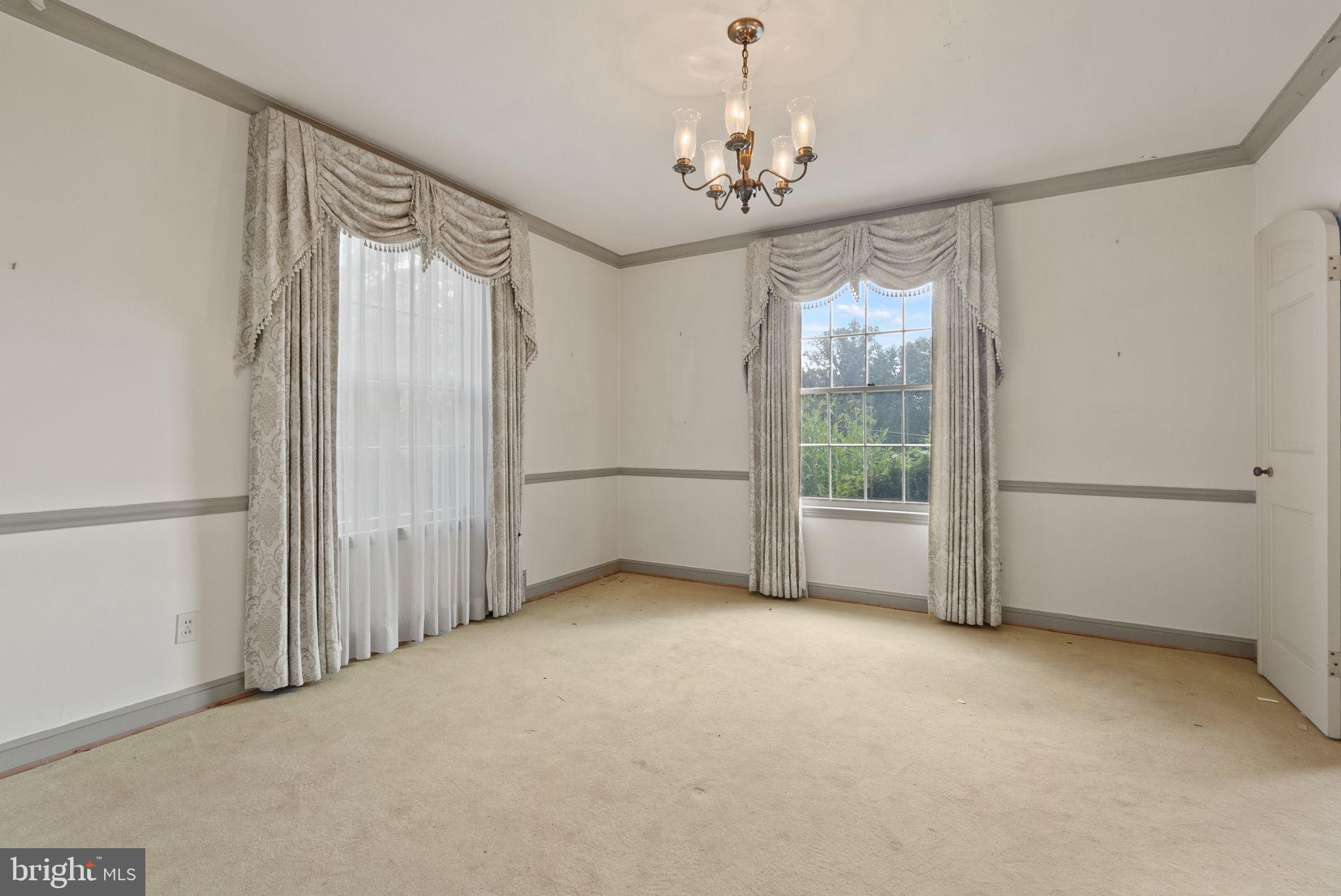 COUNTRY CLUB HILLS - Residential