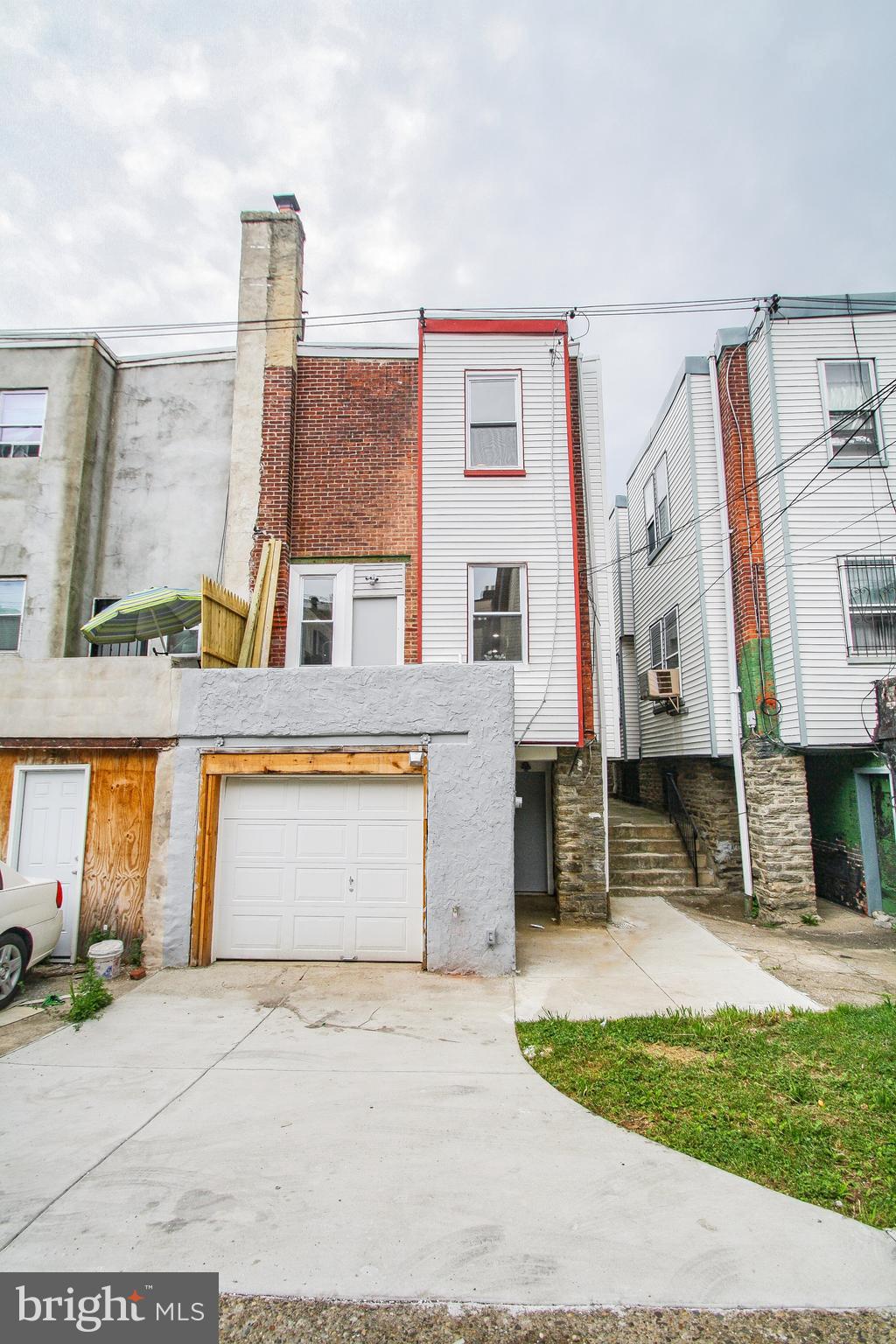 WEST OAK LANE - Residential