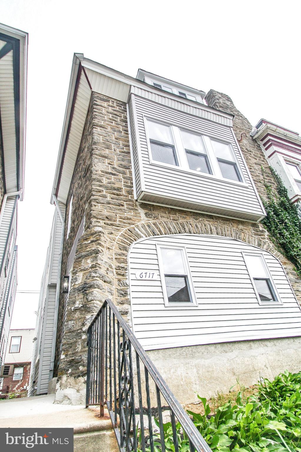 WEST OAK LANE - Residential
