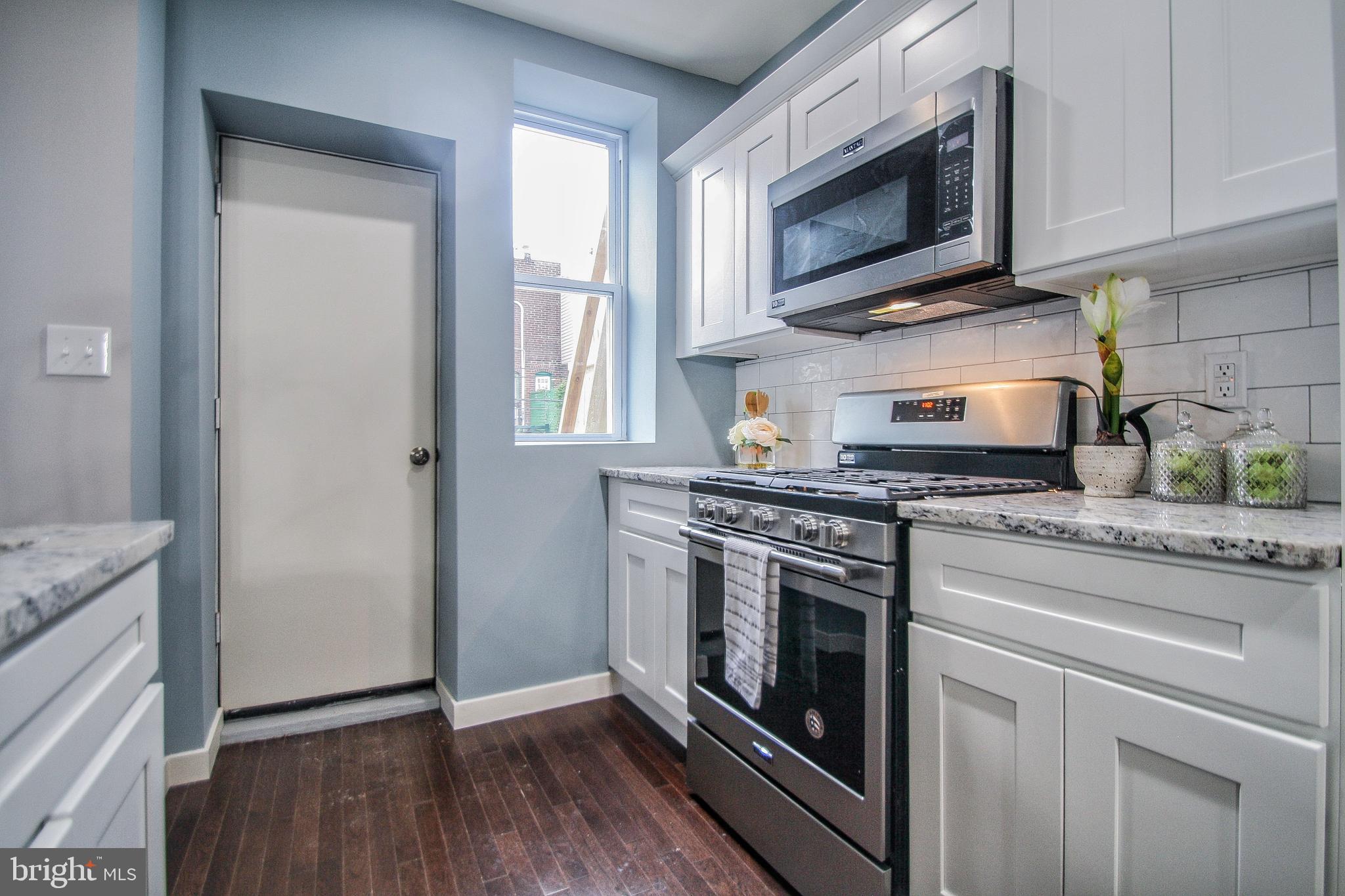 WEST OAK LANE - Residential