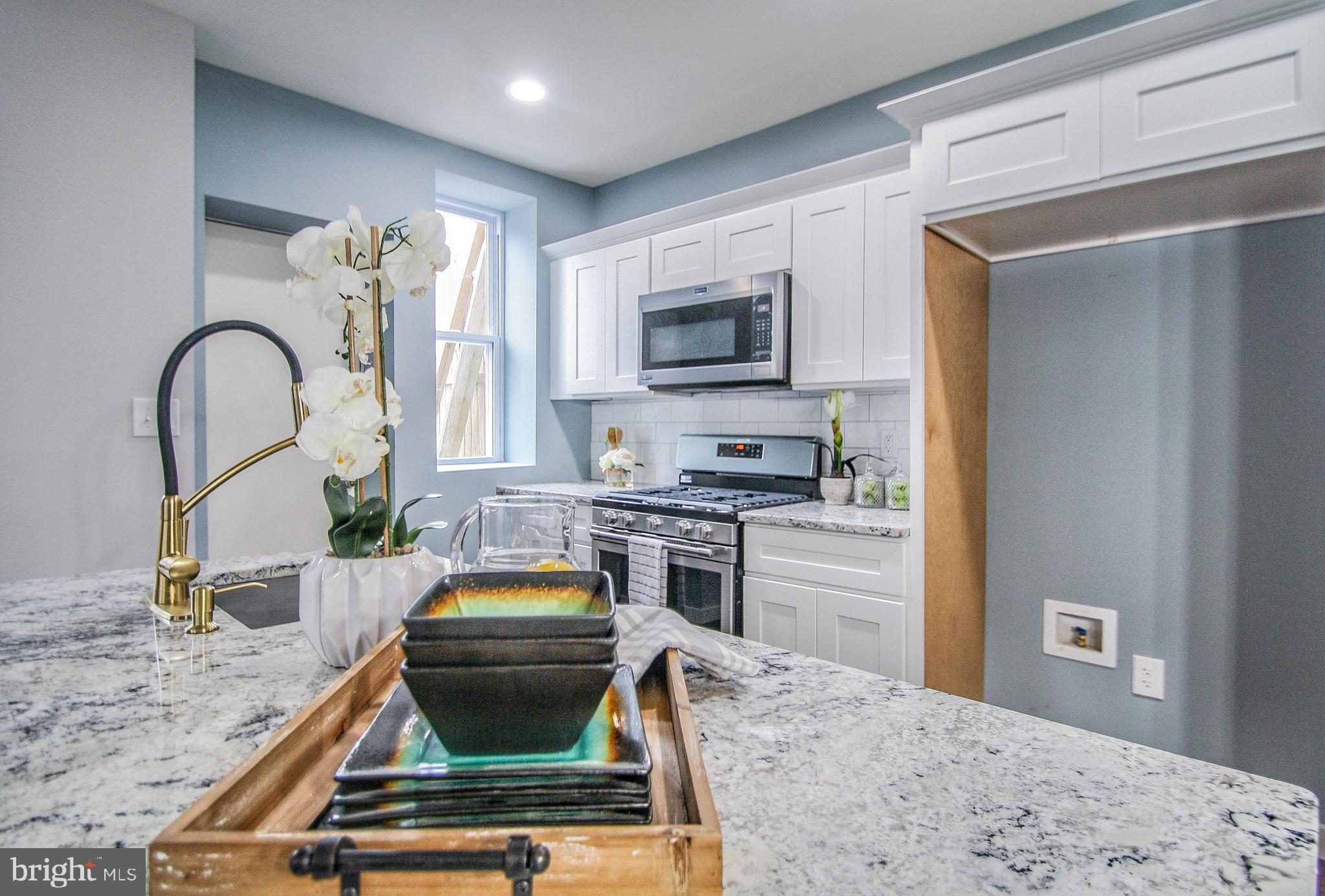 WEST OAK LANE - Residential