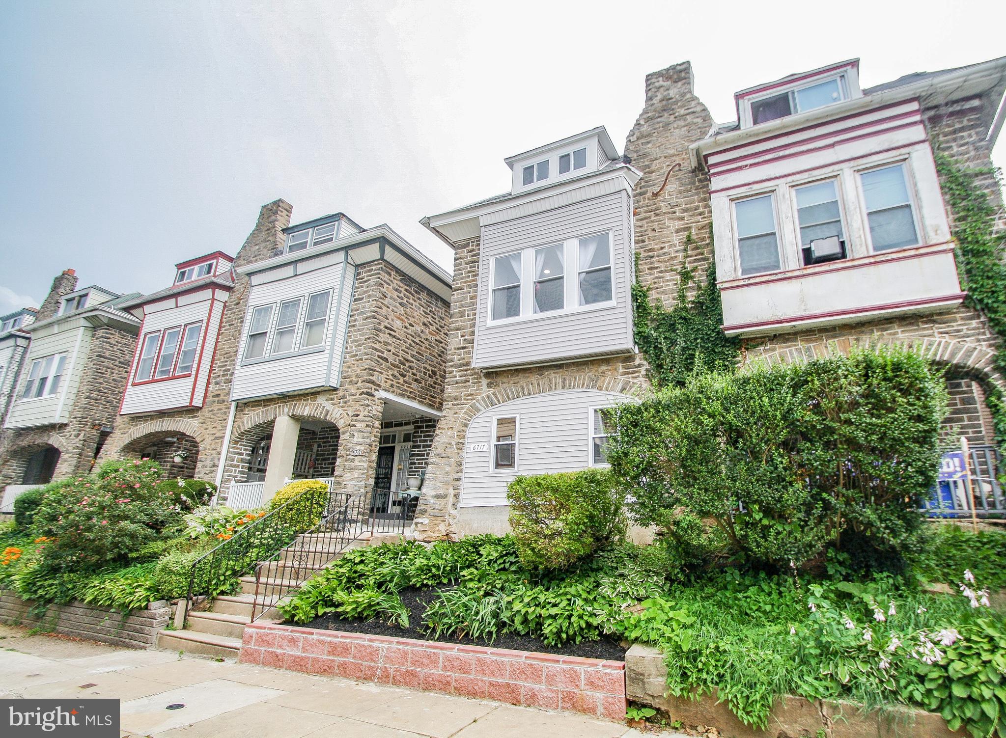 WEST OAK LANE - Residential