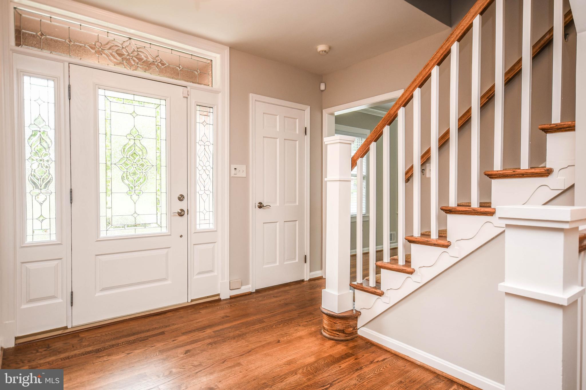 1211 VINITA LANE