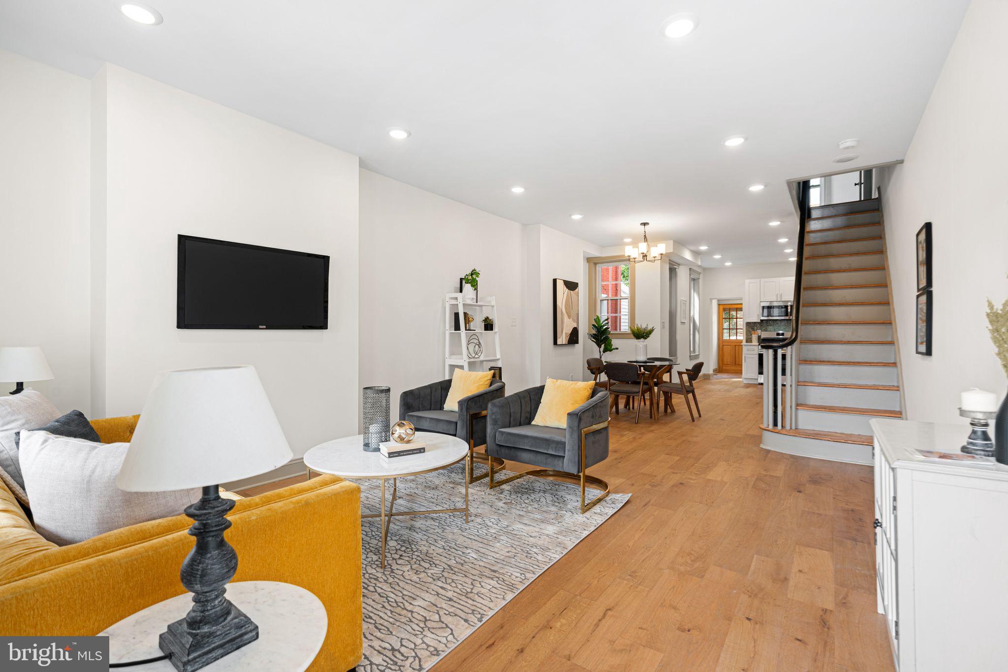 EAST FALLS - Residential