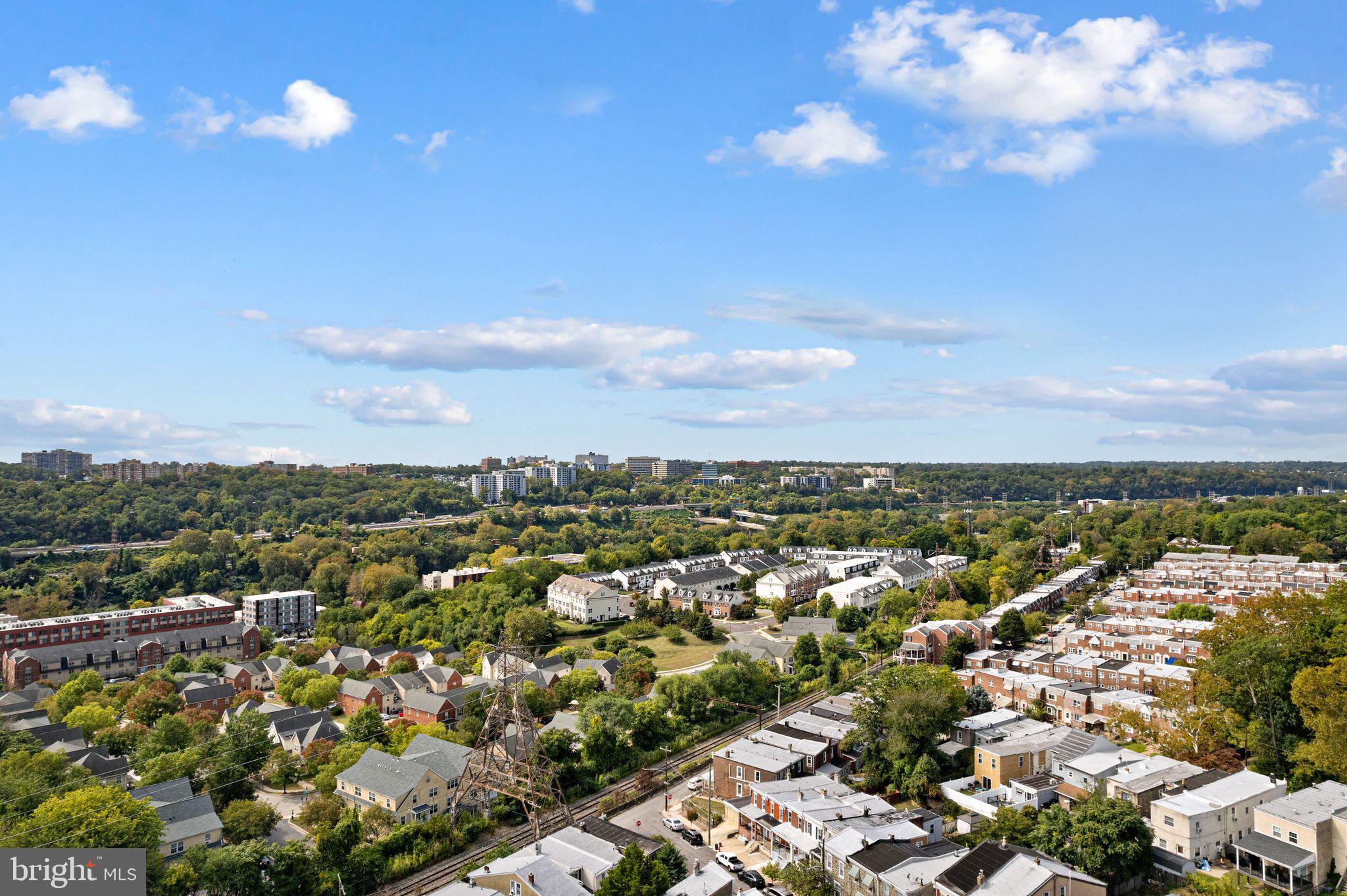 EAST FALLS - Residential