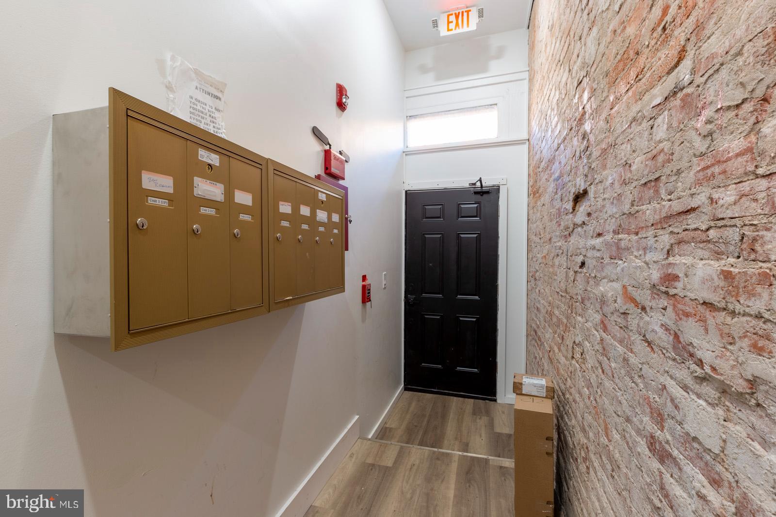 QUEEN VILLAGE - Residential Lease