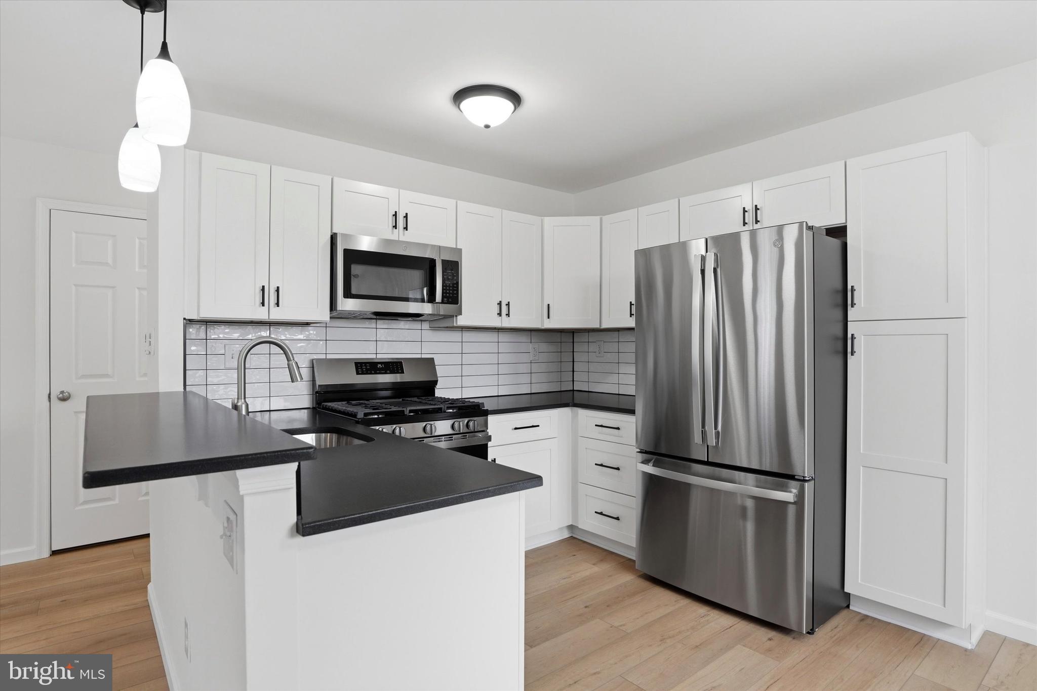 NORTHRIDGE ESTATES - Residential