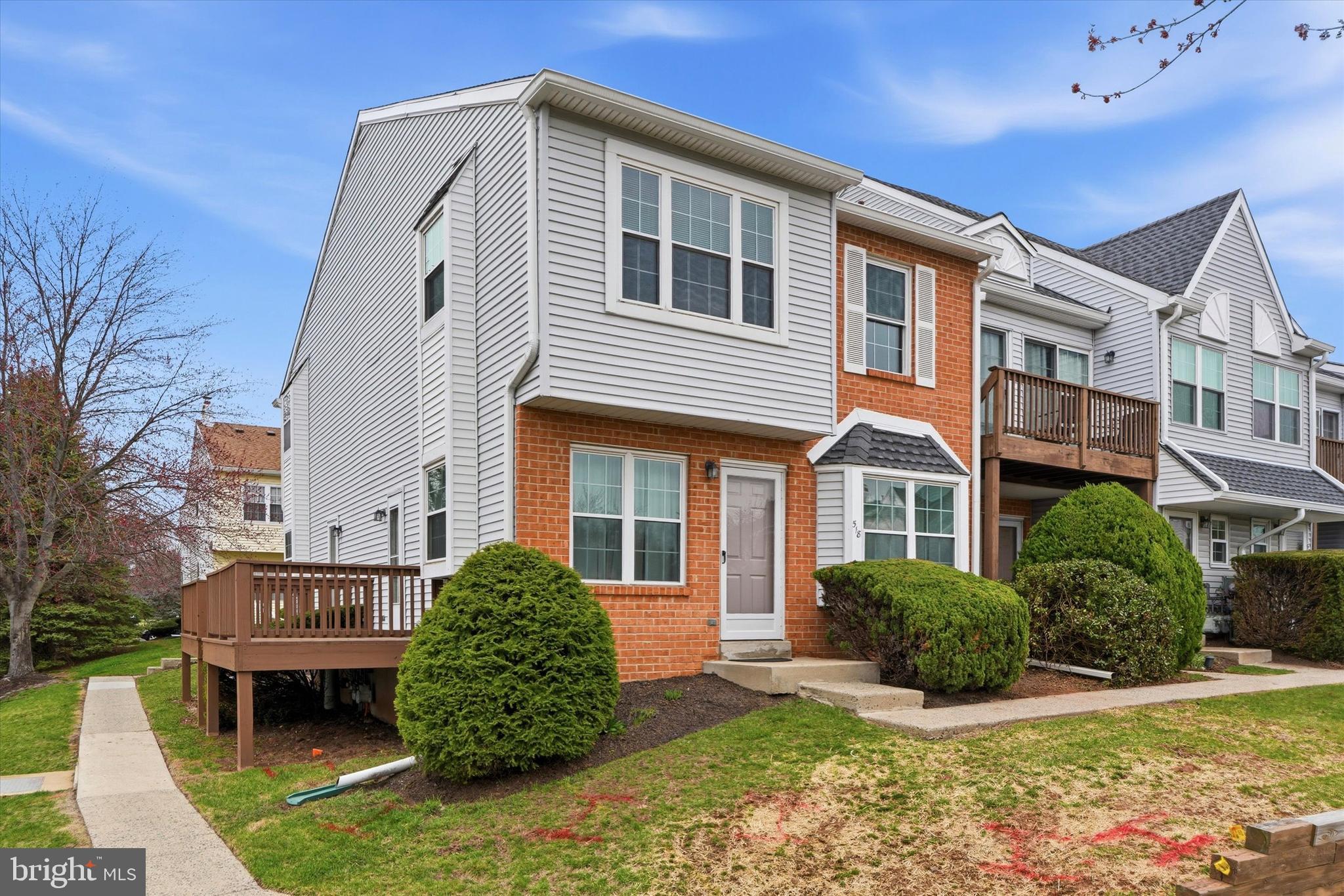 NORTHRIDGE ESTATES - Residential