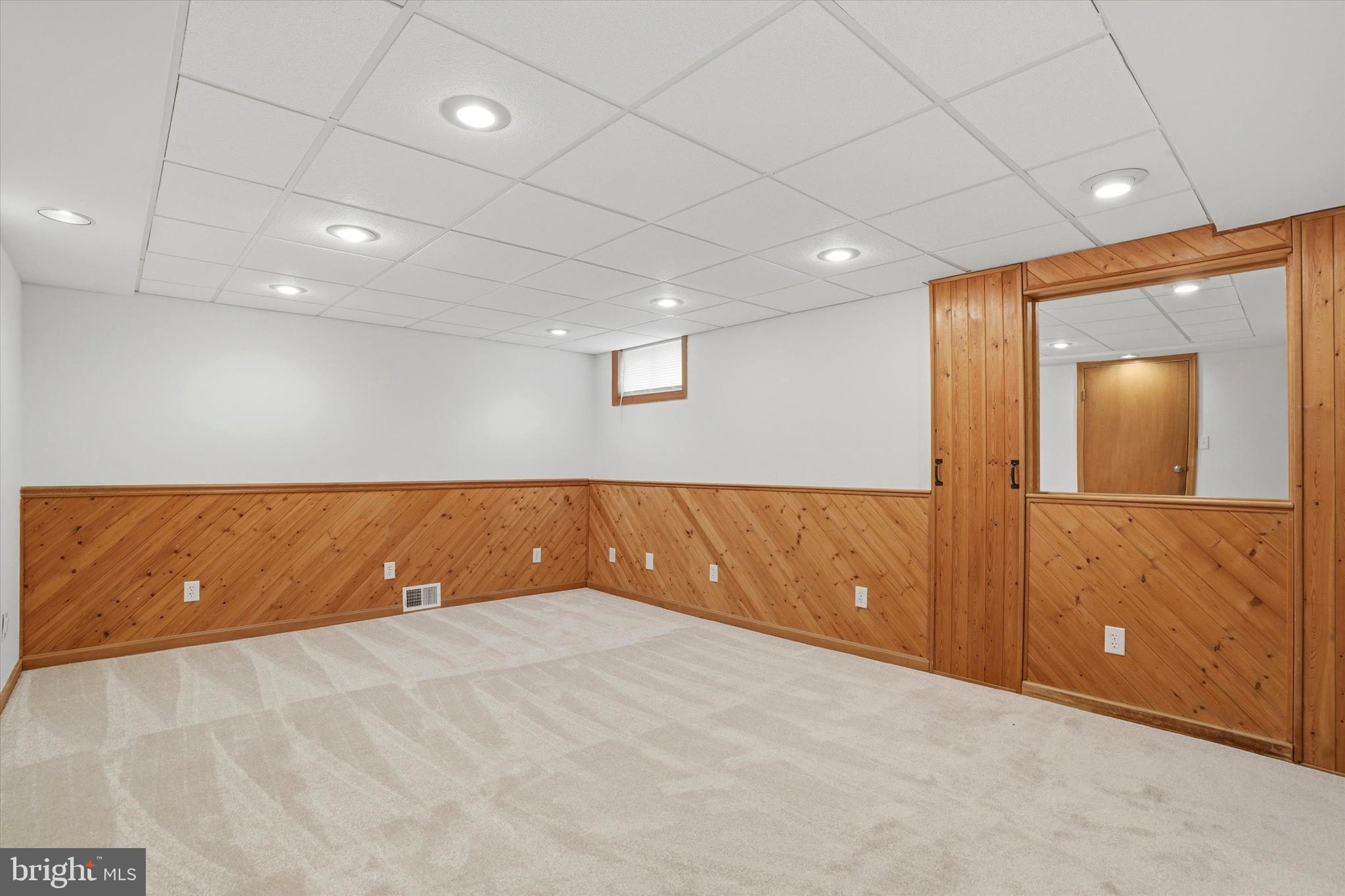 NORTHRIDGE ESTATES - Residential