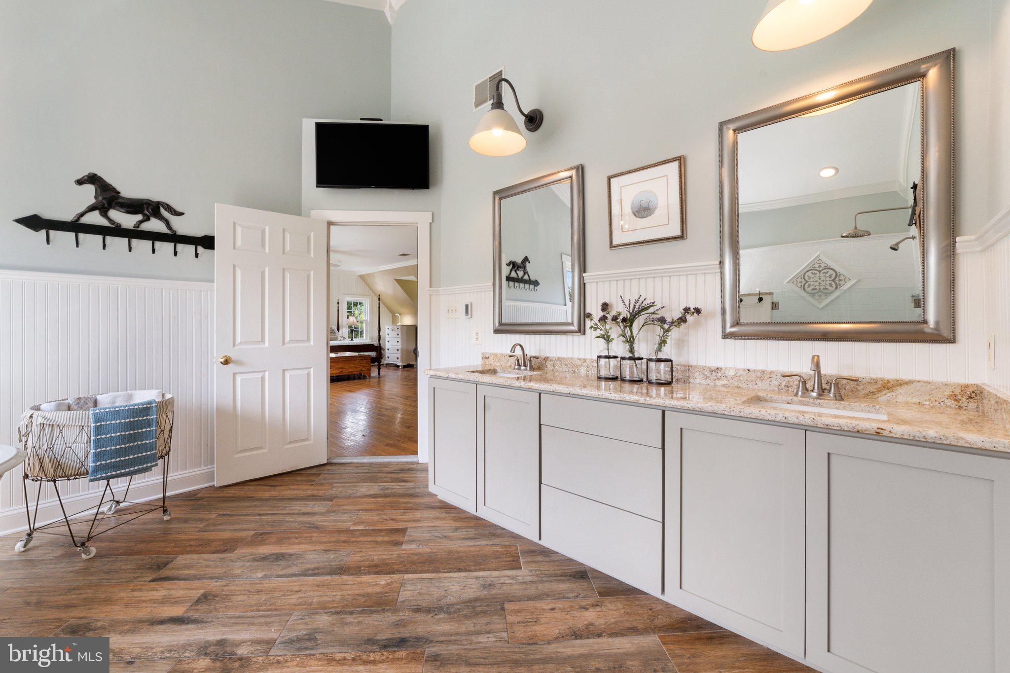 WOODBURN - Residential