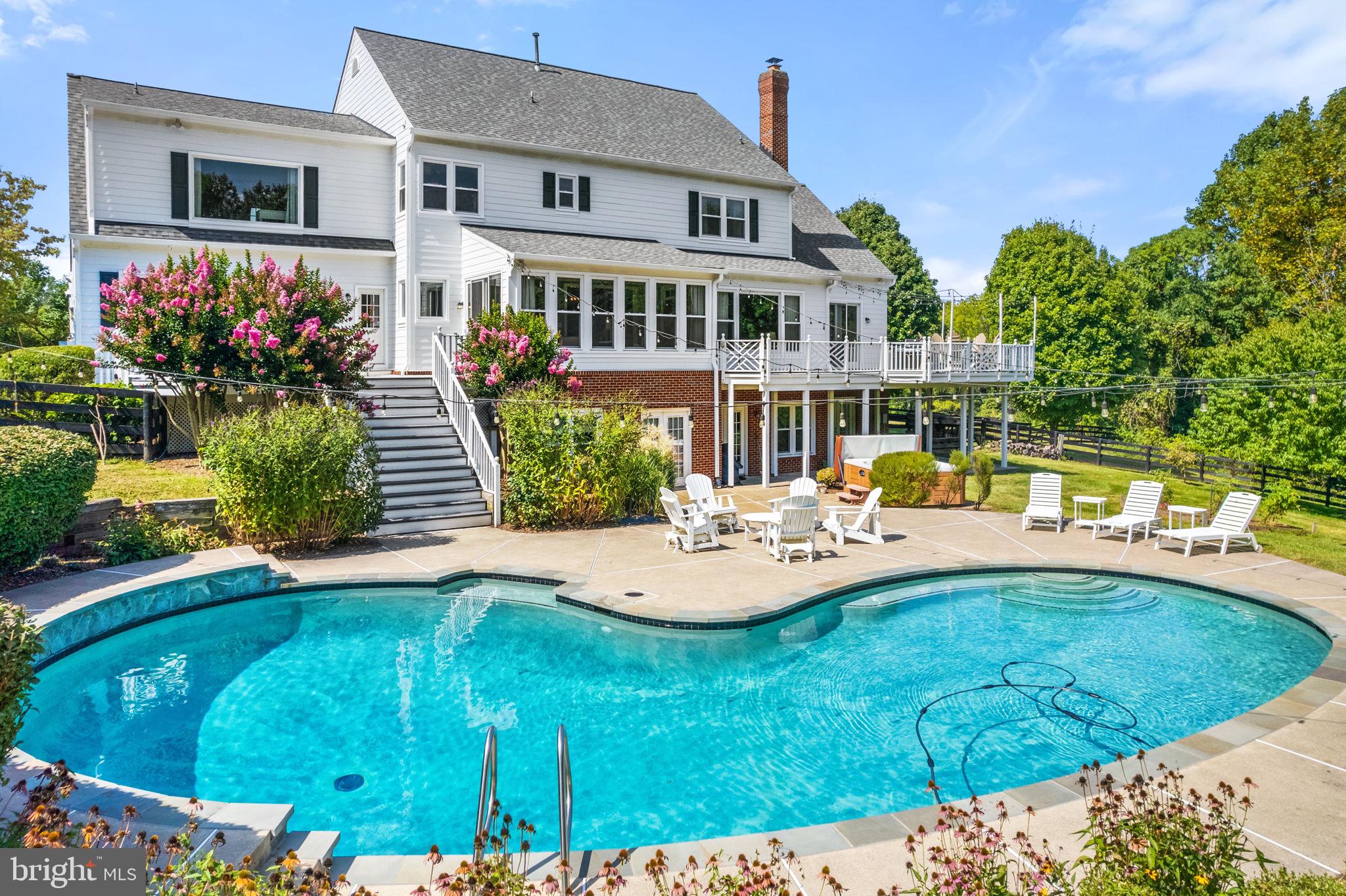 WOODBURN - Residential