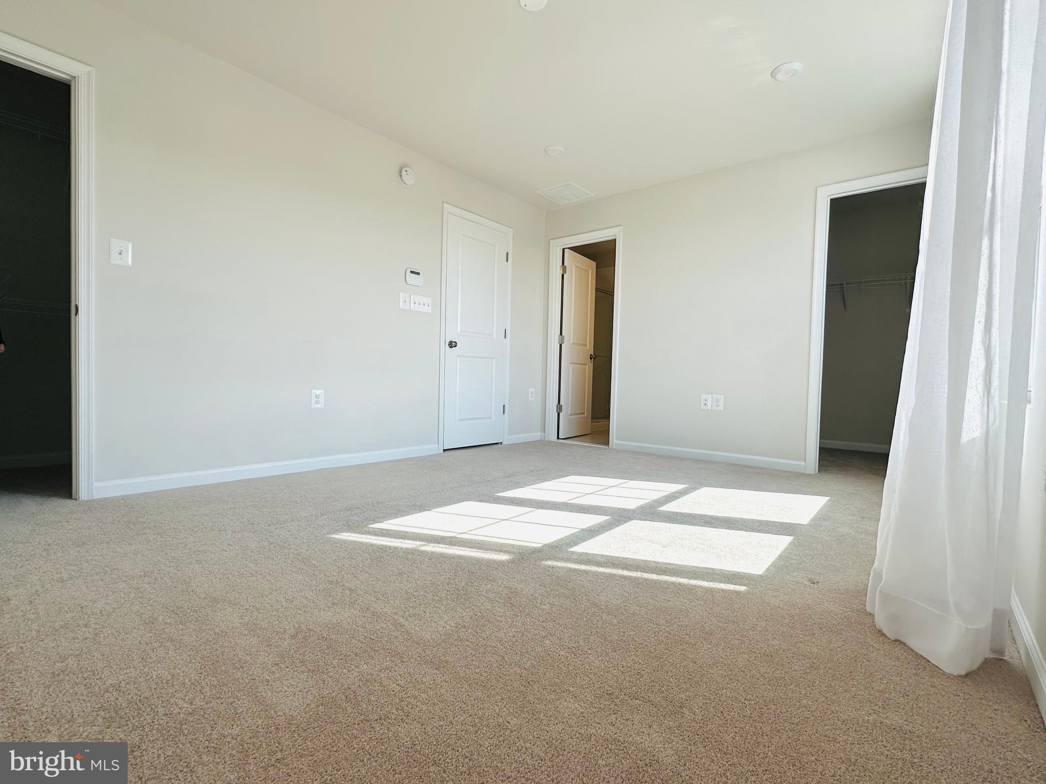 PRESIDENTS POINTE - Residential Lease