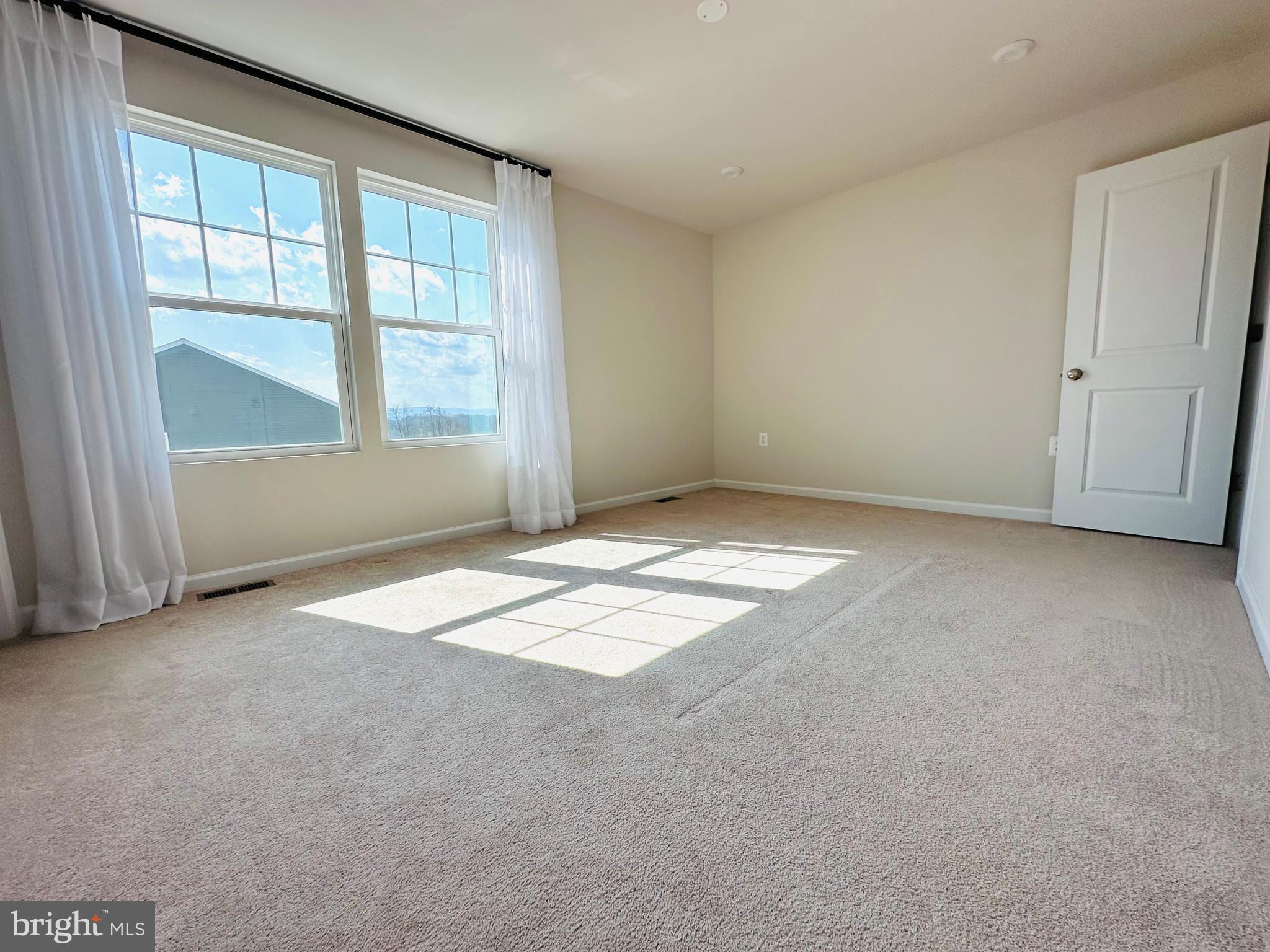 PRESIDENTS POINTE - Residential Lease