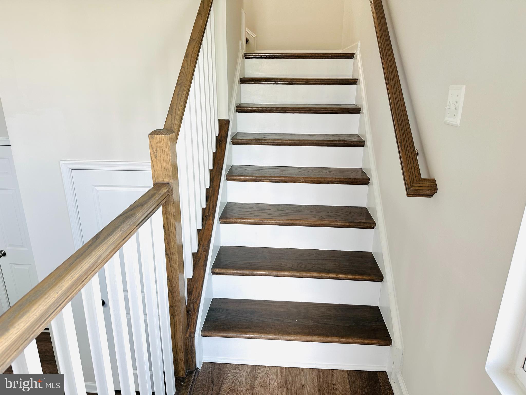 PRESIDENTS POINTE - Residential Lease