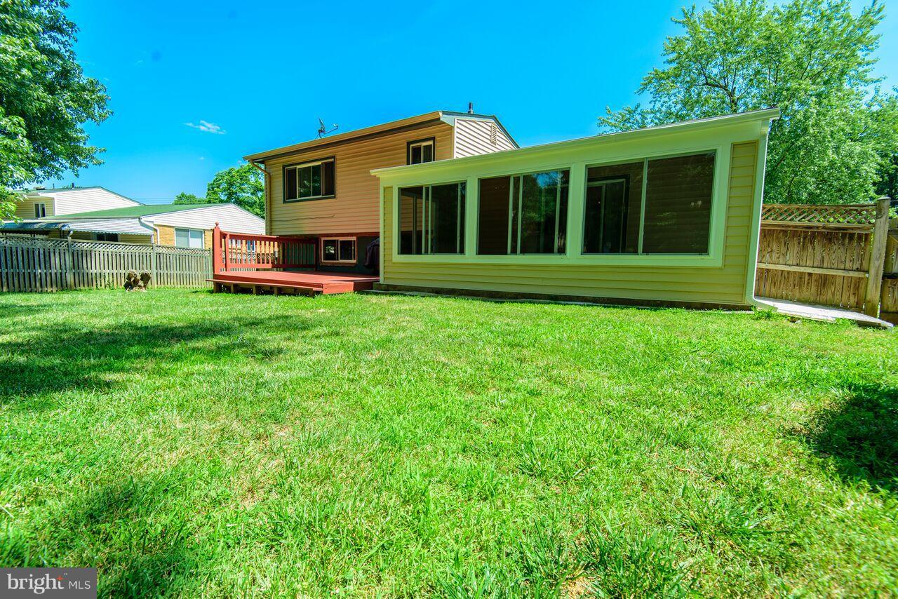 ENGLISH MANOR - Residential