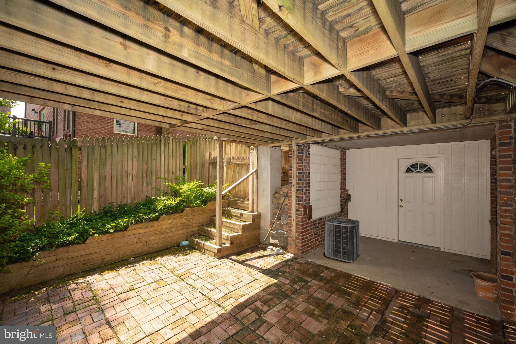 ROCK CREEK HILLS - Residential