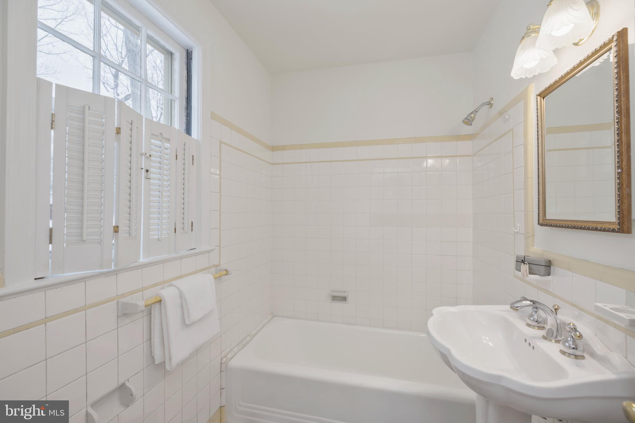 ROCK CREEK HILLS - Residential