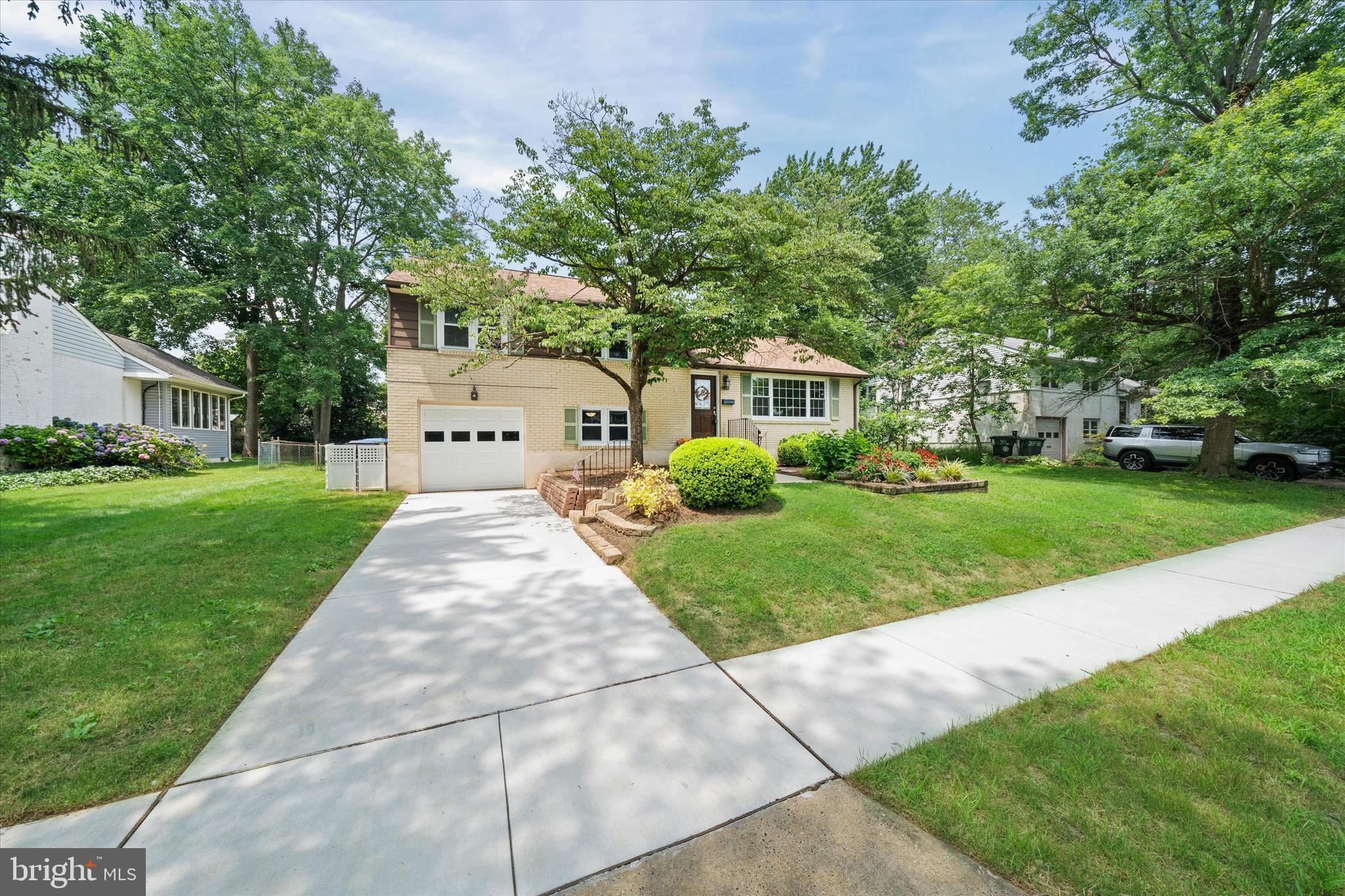 1903 GRAVERS LANE